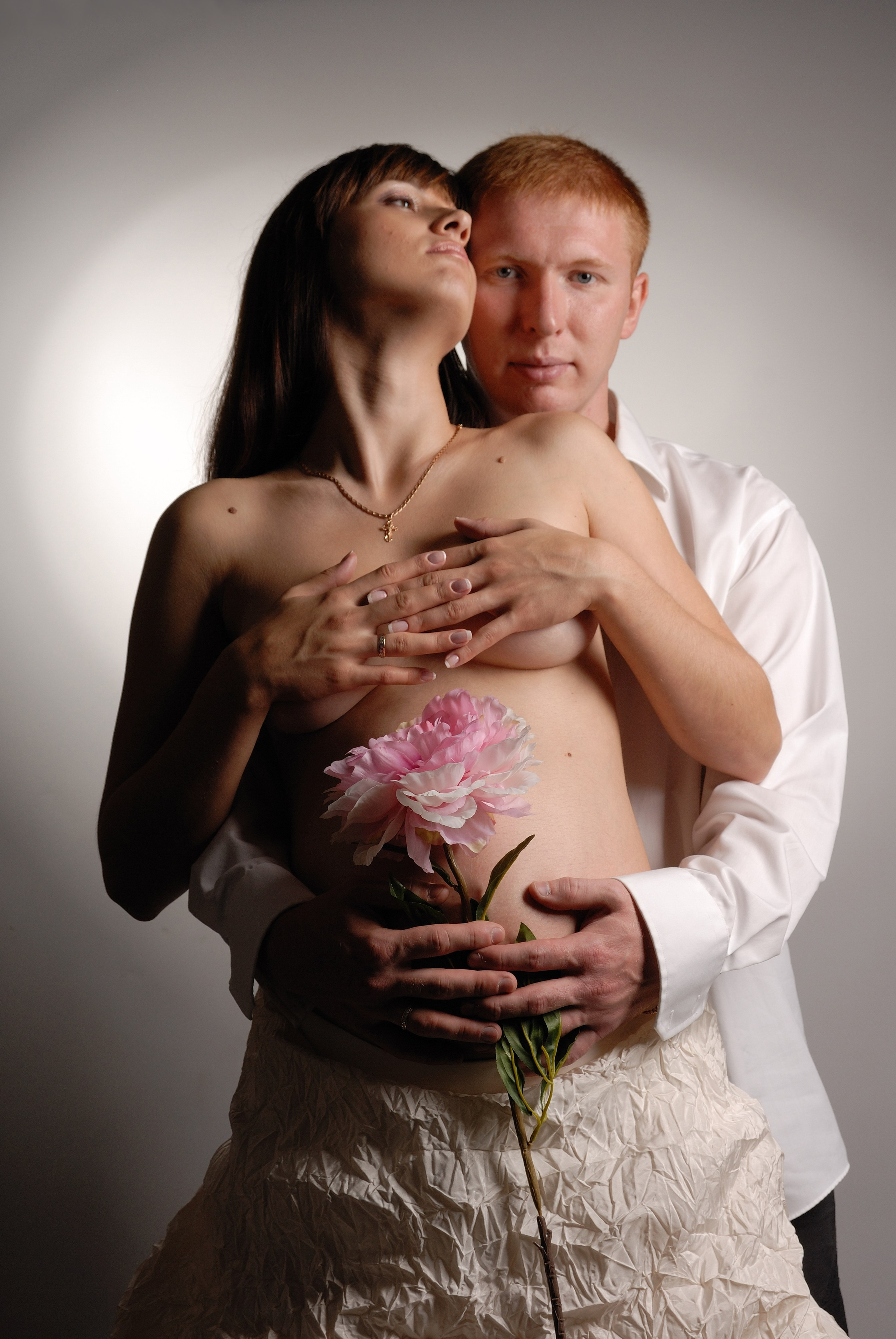 Фотосессия во время беременности от студии Love Story. Максим Матвийченко и Виктория Басова профессионалы своего дела