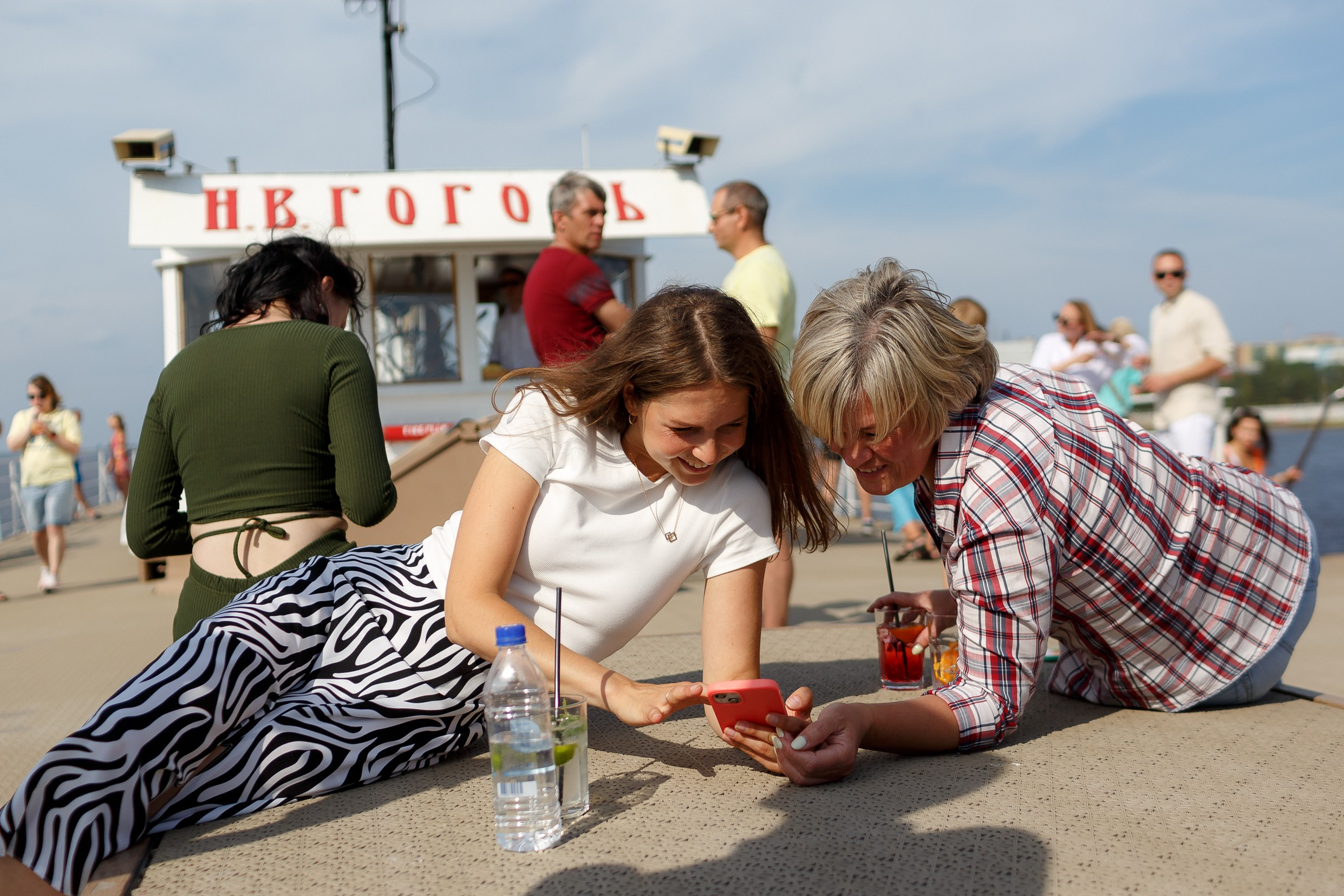Теплоход «Н. В. Гоголь». Репортажная фотосъемка. Архангельск