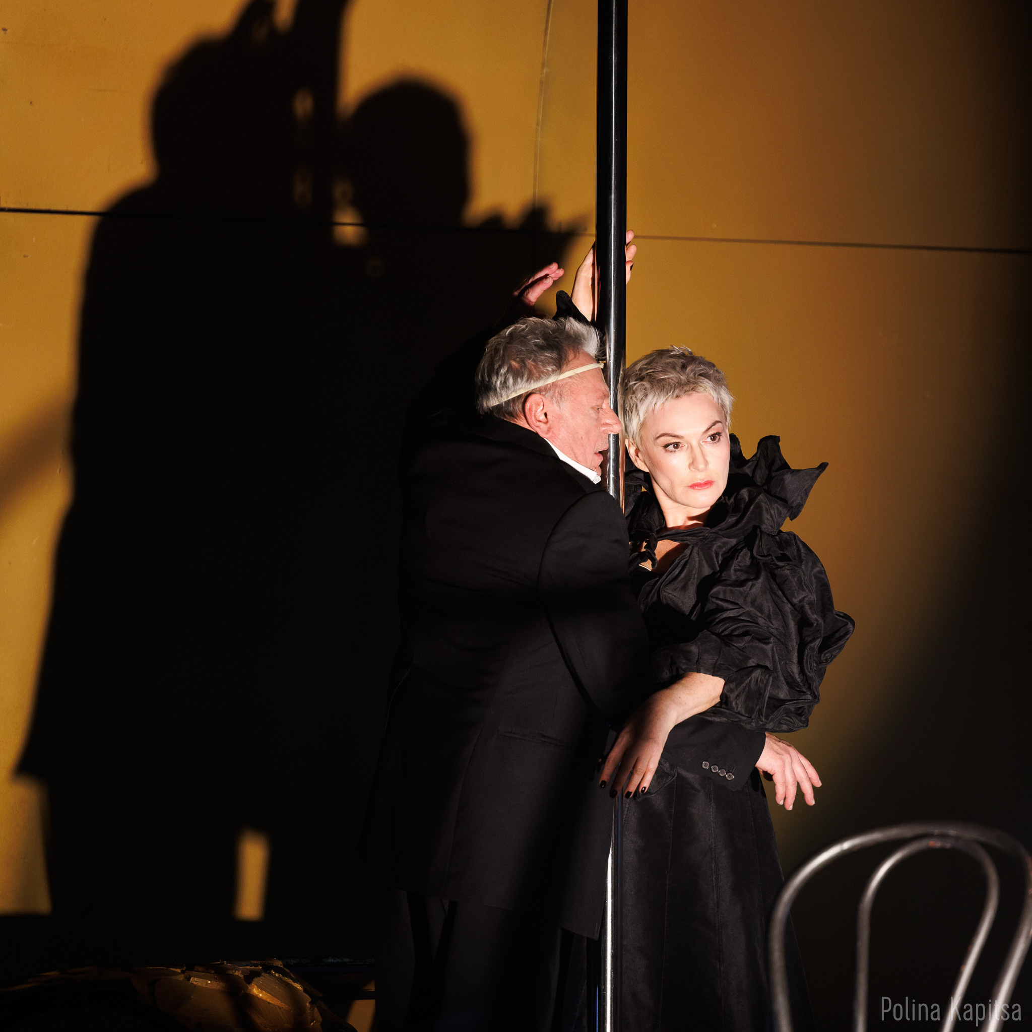 «Масенькие супружеские преступления». Режиссер — Роман Виктюк.