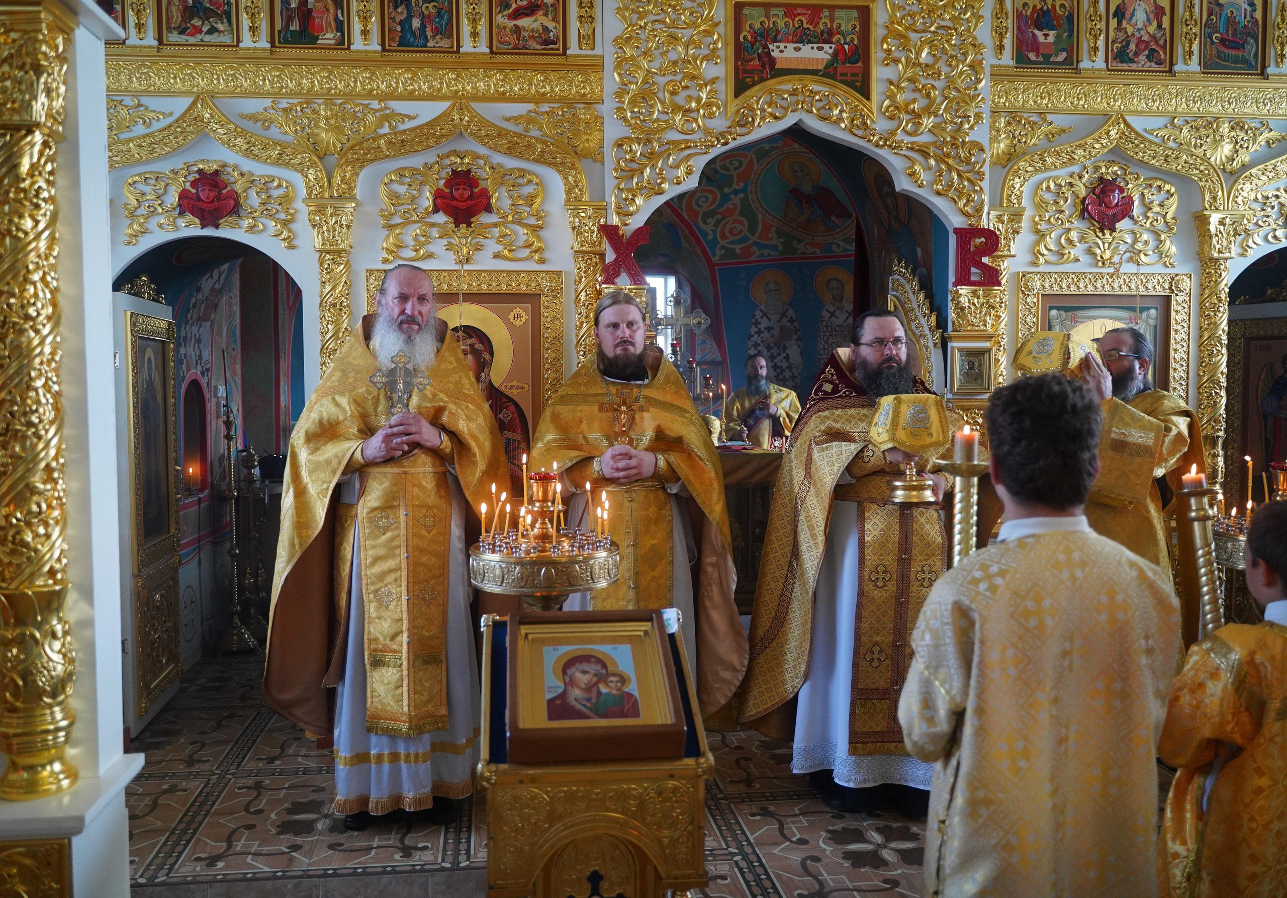 Божественная Литургия. Ульяна Палама: Мир через призму фотокамеры