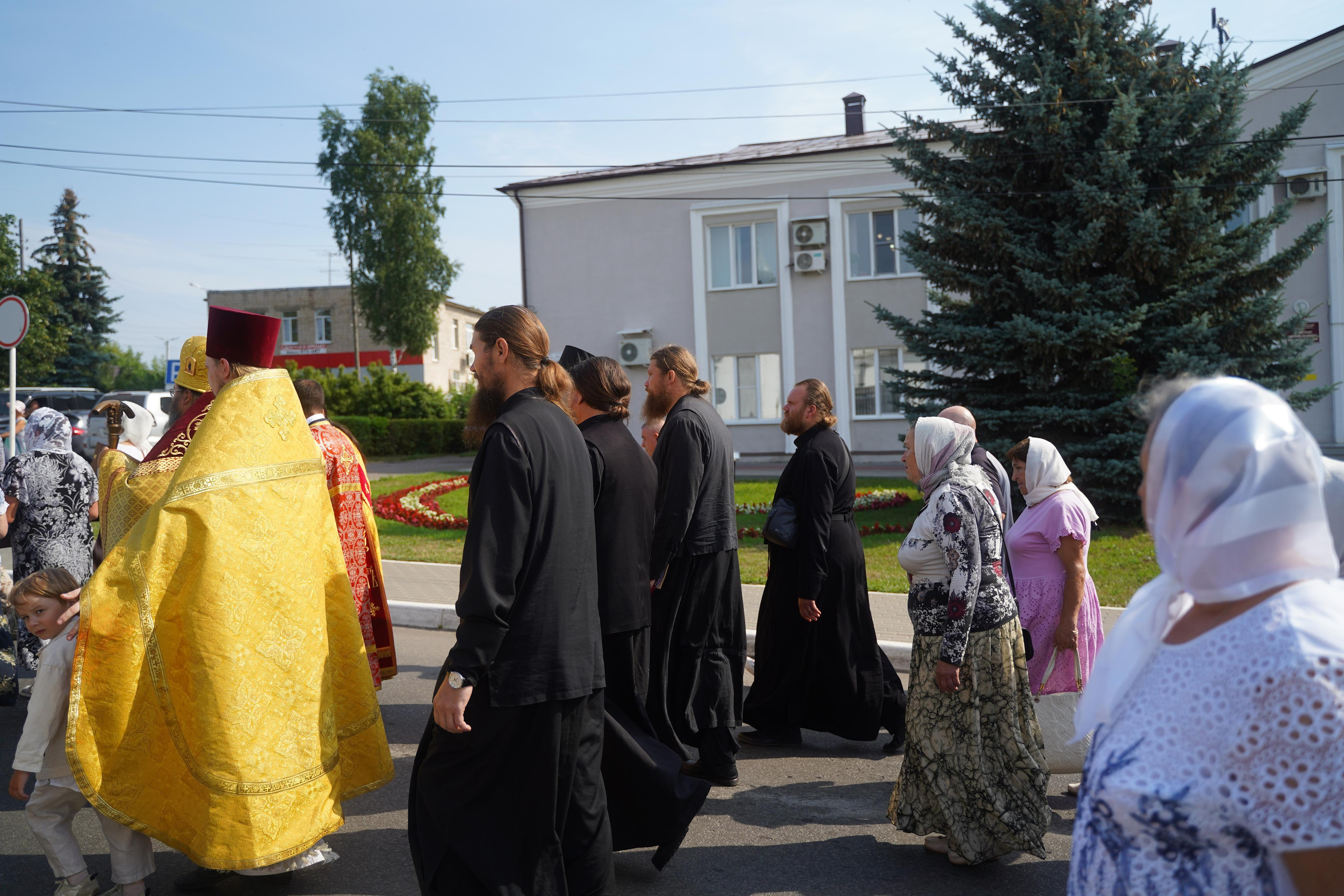 Божественная Литургия. Ульяна Палама: Мир через призму фотокамеры