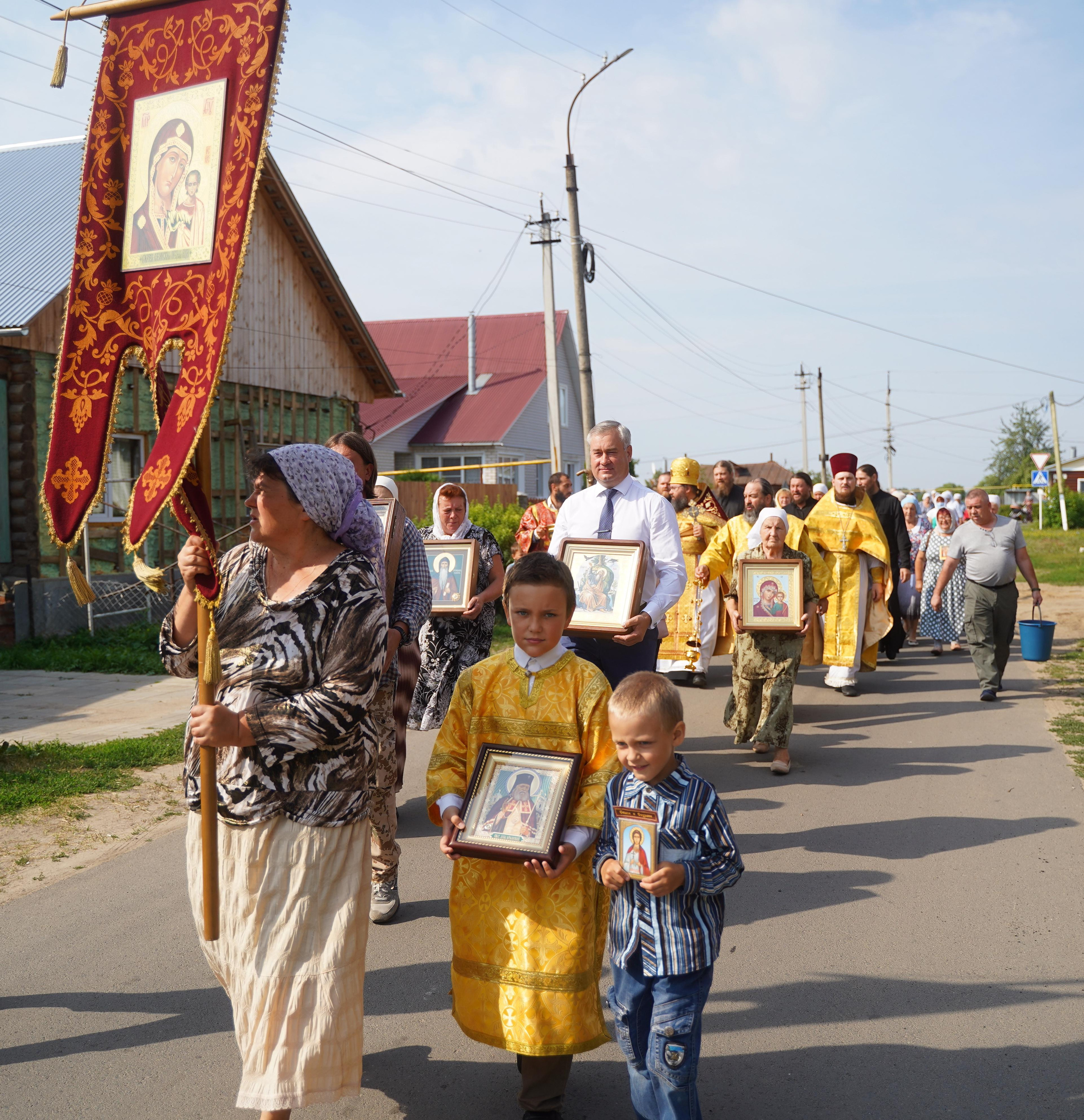 Божественная Литургия. Ульяна Палама: Мир через призму фотокамеры