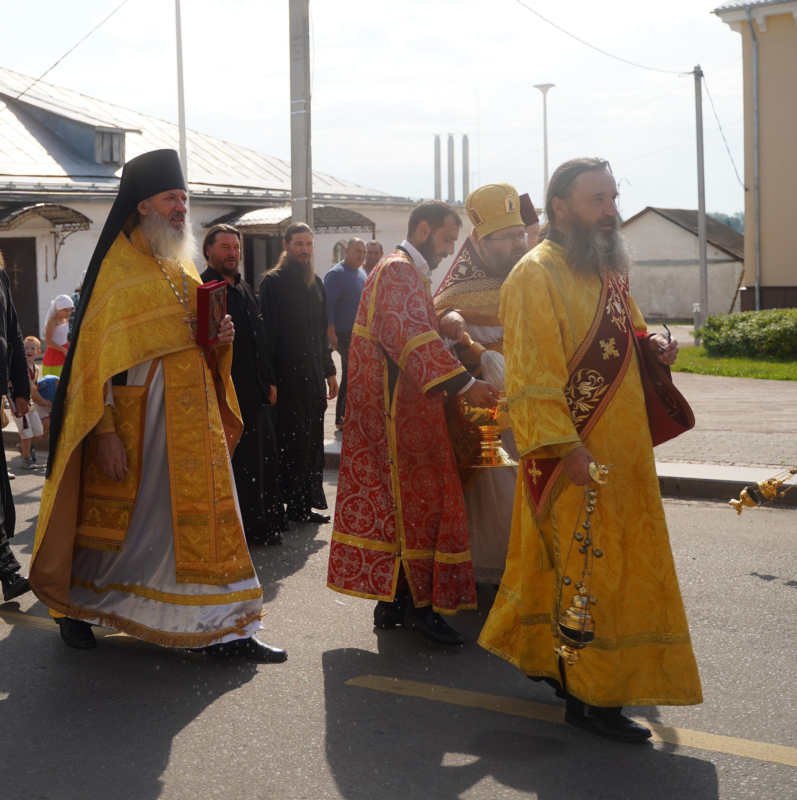 Божественная Литургия. Ульяна Палама: Мир через призму фотокамеры