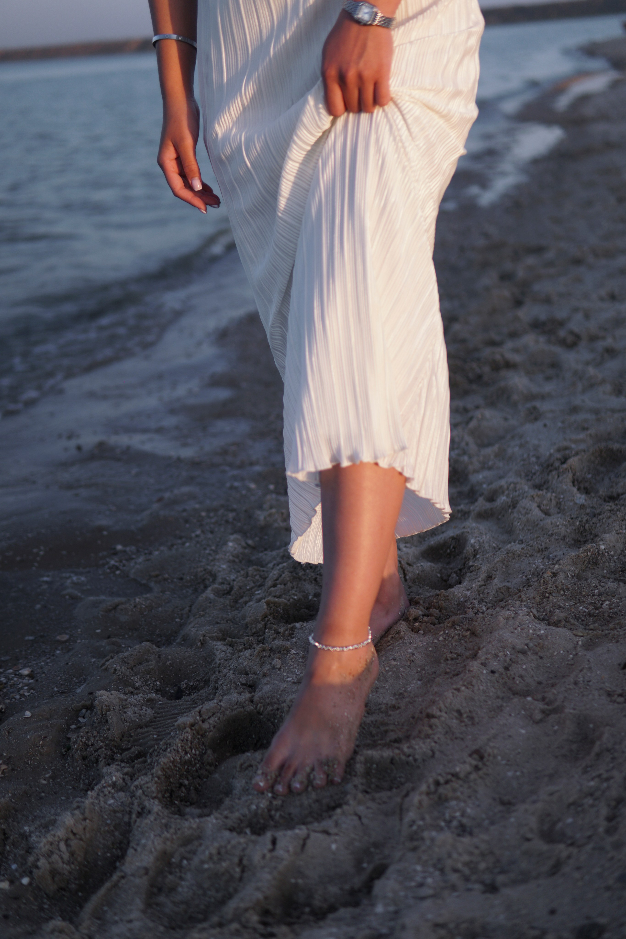 Сестры у моря в Ростове-на-Дону. Фотосессия за городом. Фотограф в Ростове-на-Дону Марина Мальцева