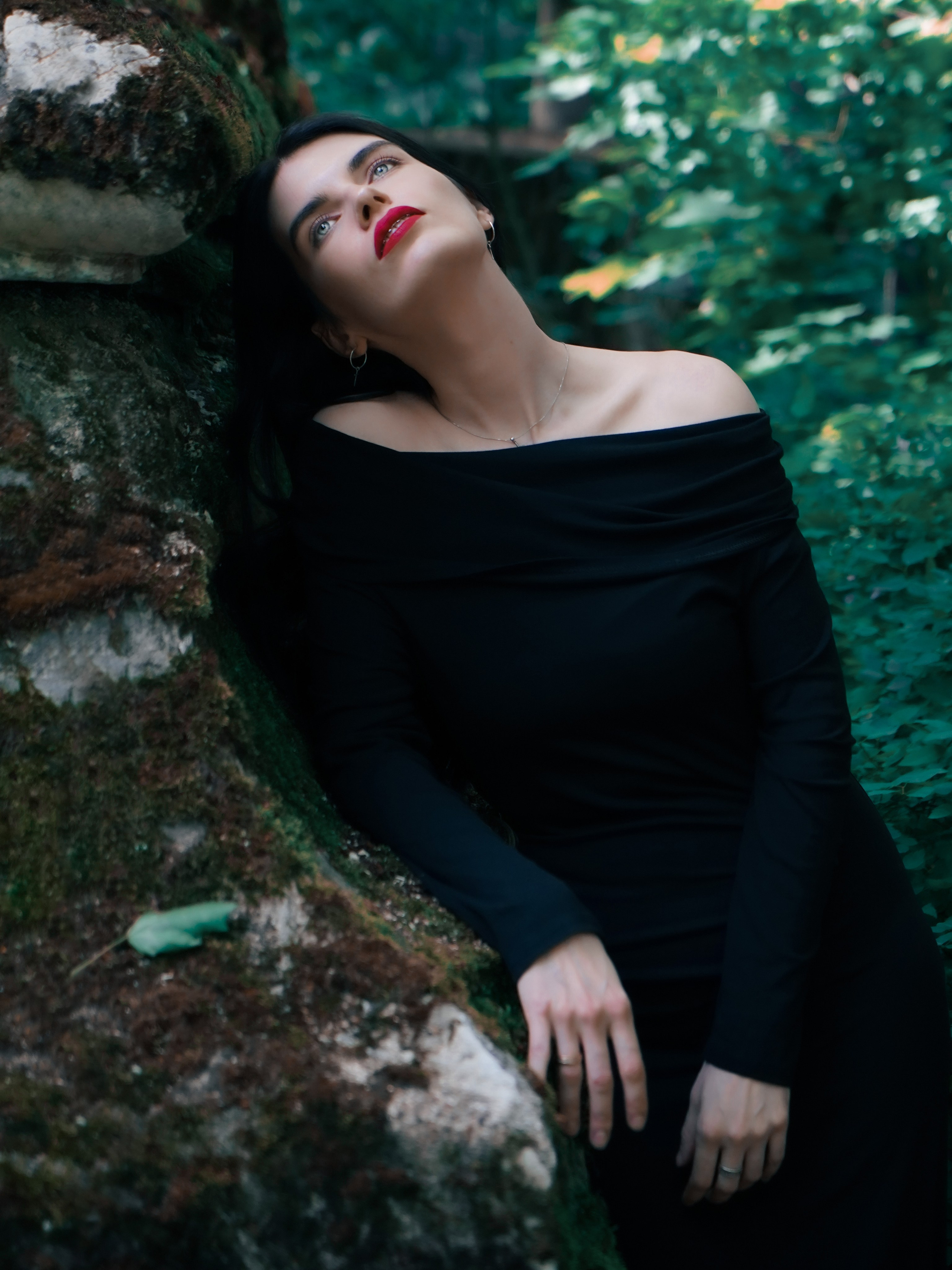 Творческая фотосессия на кладбище в Санкт-Петербурге для Лены. Светлана Гопанюк. Портретный фотограф. Санкт-Петербург. СПб