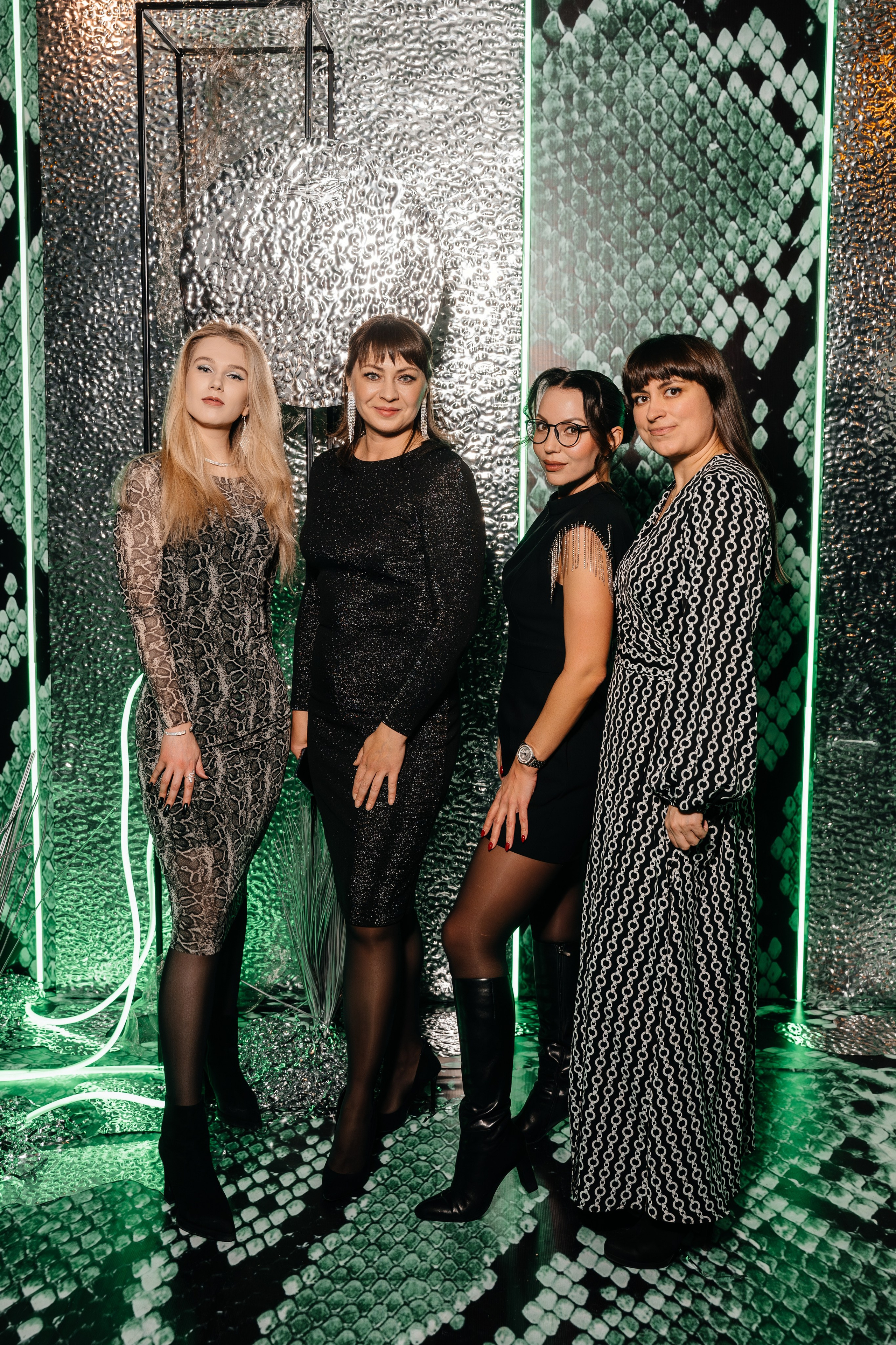 Корпоратив «СОВКОМБАНК». Свадебный фотограф Барнаул Алексей Павлов