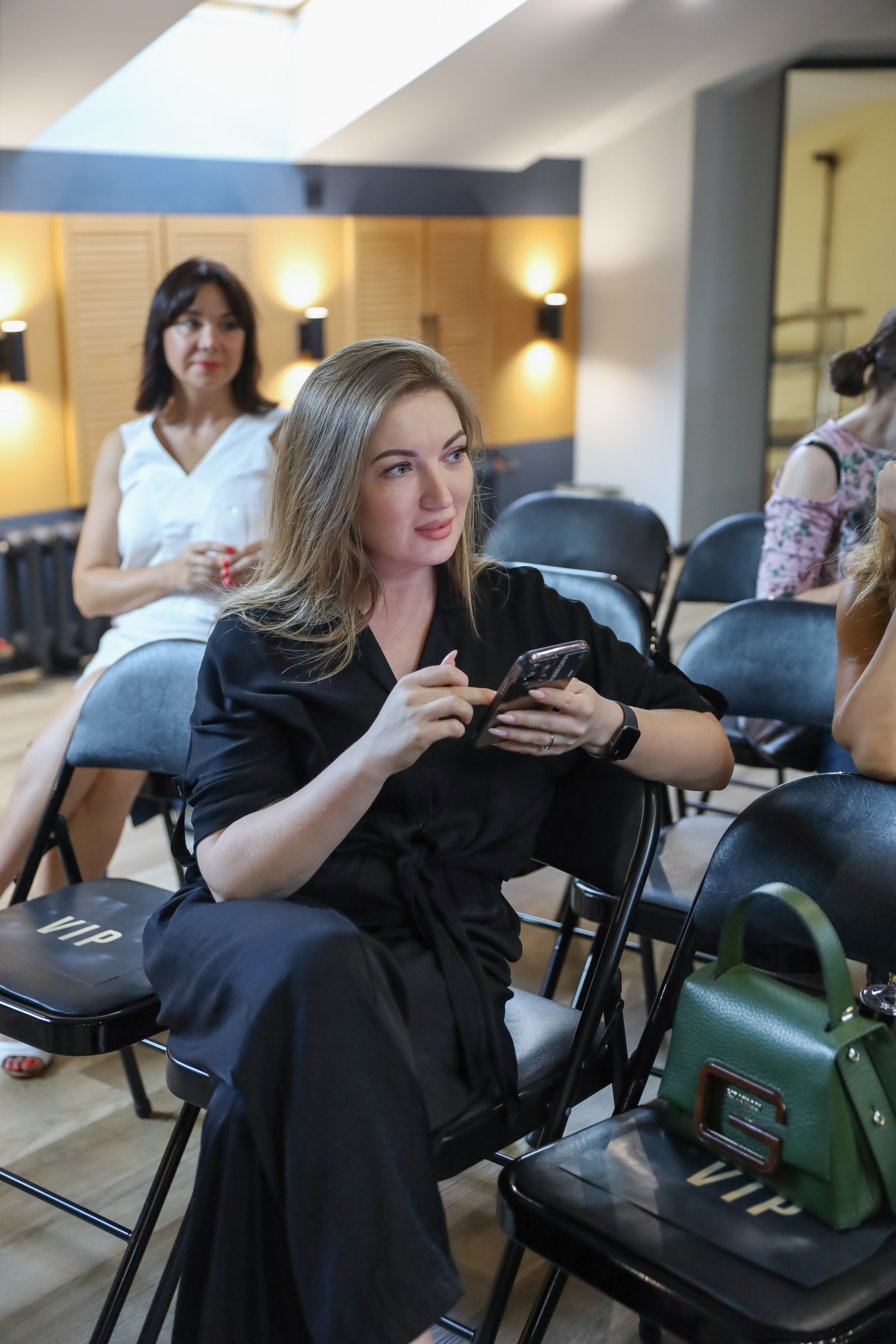 ТРАНСФОРМАЦИОННОЕ ШОУ АННЫ НОВИКОВОЙ 2023. Фотограф мероприятий Ирина Каширина