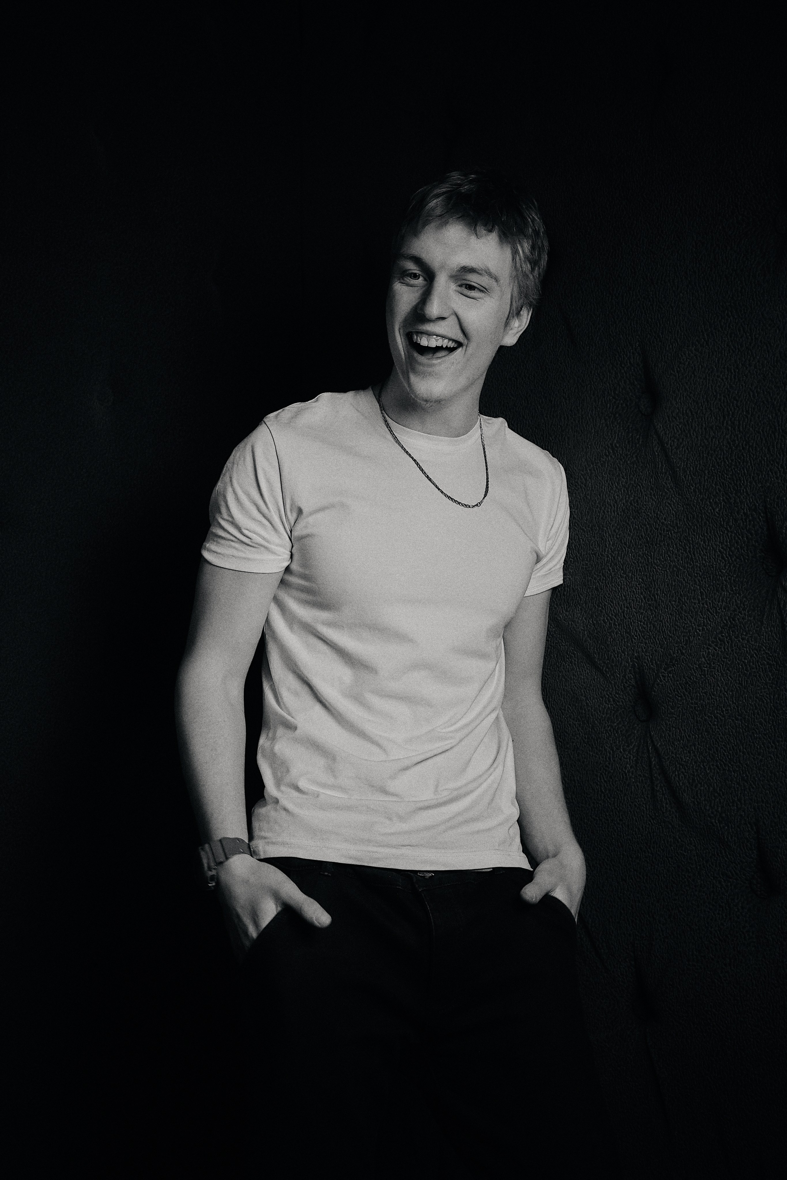 Илья. Главная