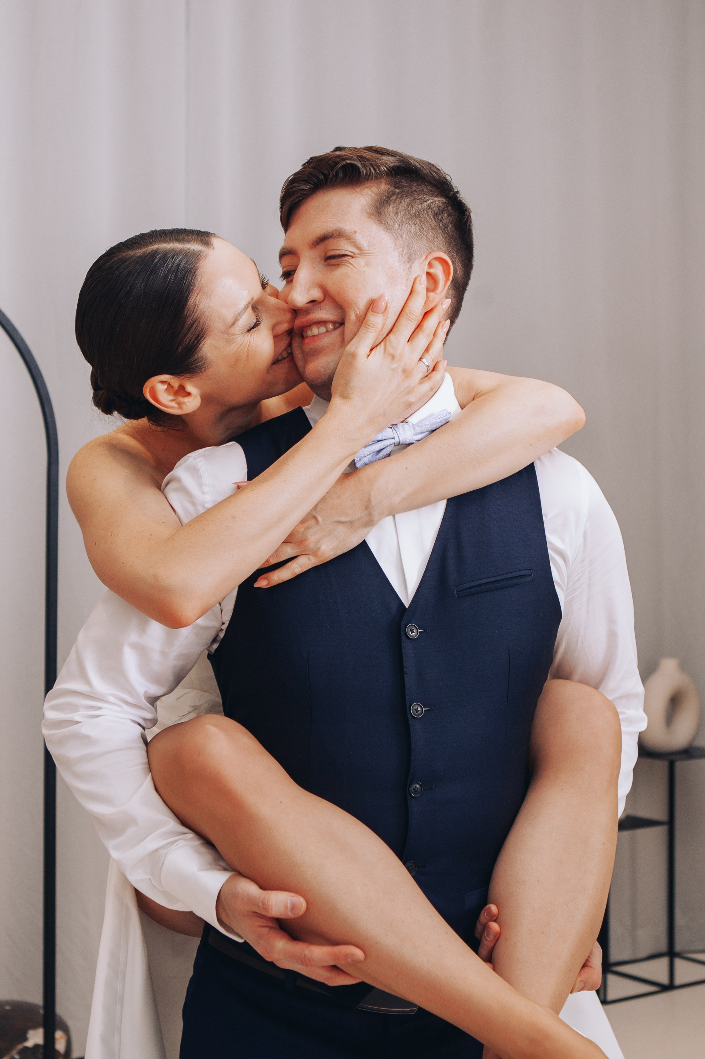 Фотосессия жениха и невесты в шипиловском загсе. Фотограф Ольга Ефремова