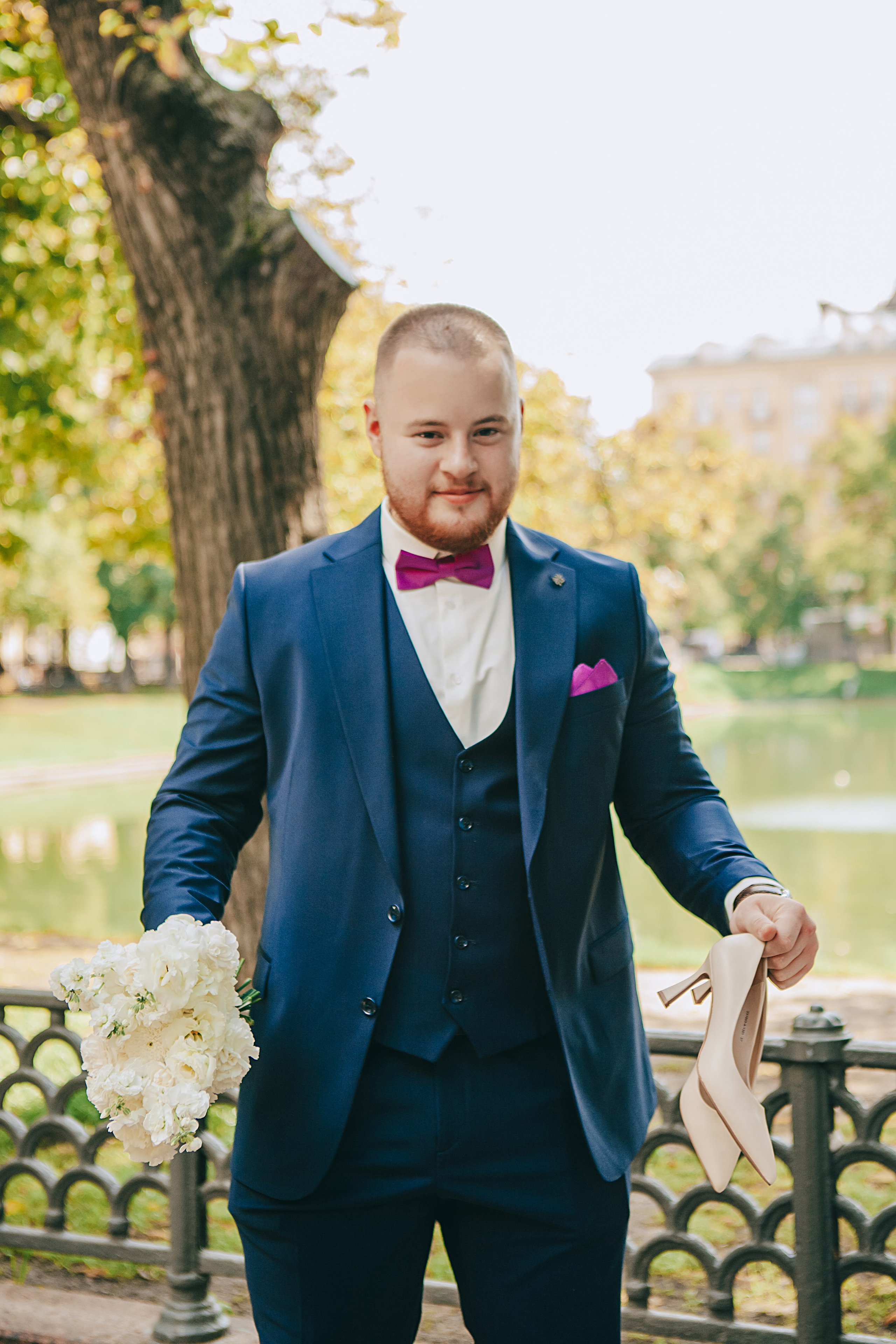 Свадебная фотосессия в отеле hartwell hotel и на патриарших прудах. Фотограф Ольга Ефремова