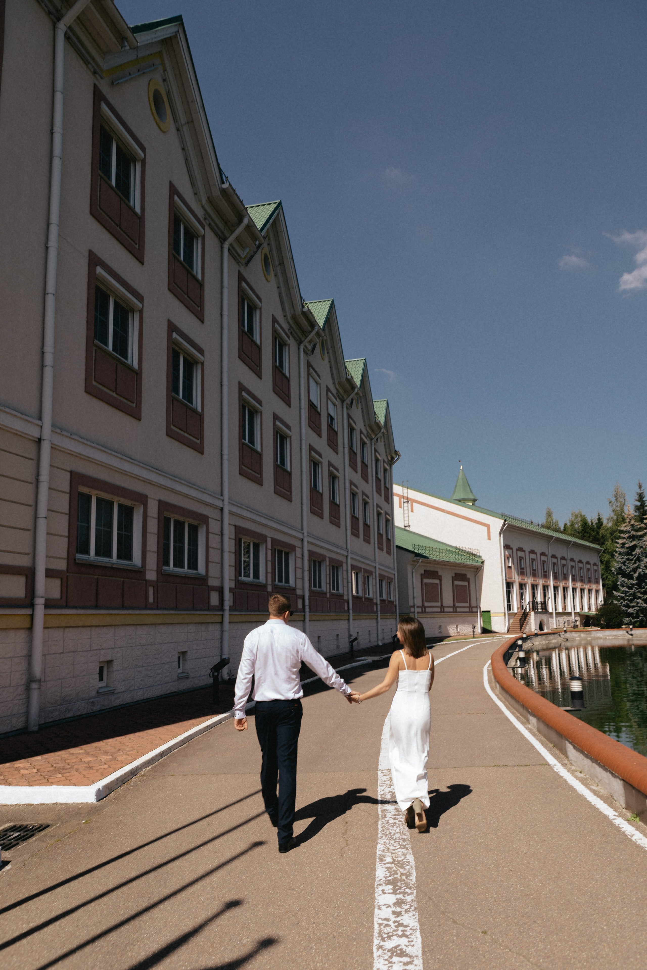 Лиза и Сережа. Роспись и тусовка в коттедже. Свадебный и портретный фотограф в Москве Анастасия Масюк