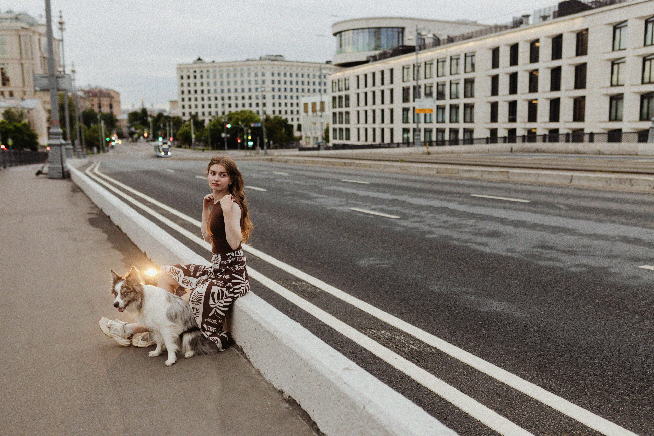 Москва / Катя и Юми / рассвет. Фотограф Кузина Вера