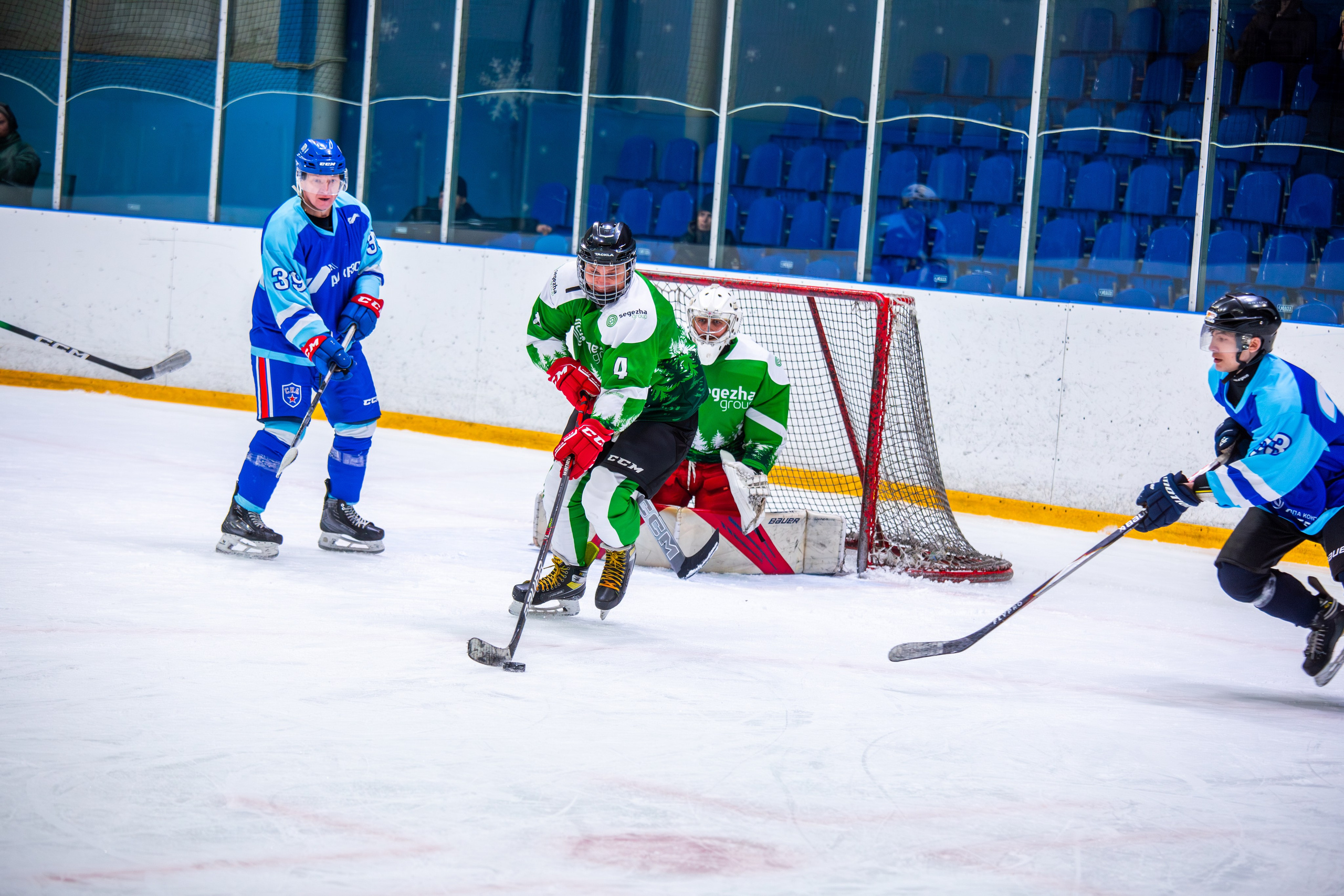 Чемпионат по хоккею. Репортажный, семейный, свадебный, портретный фотограф