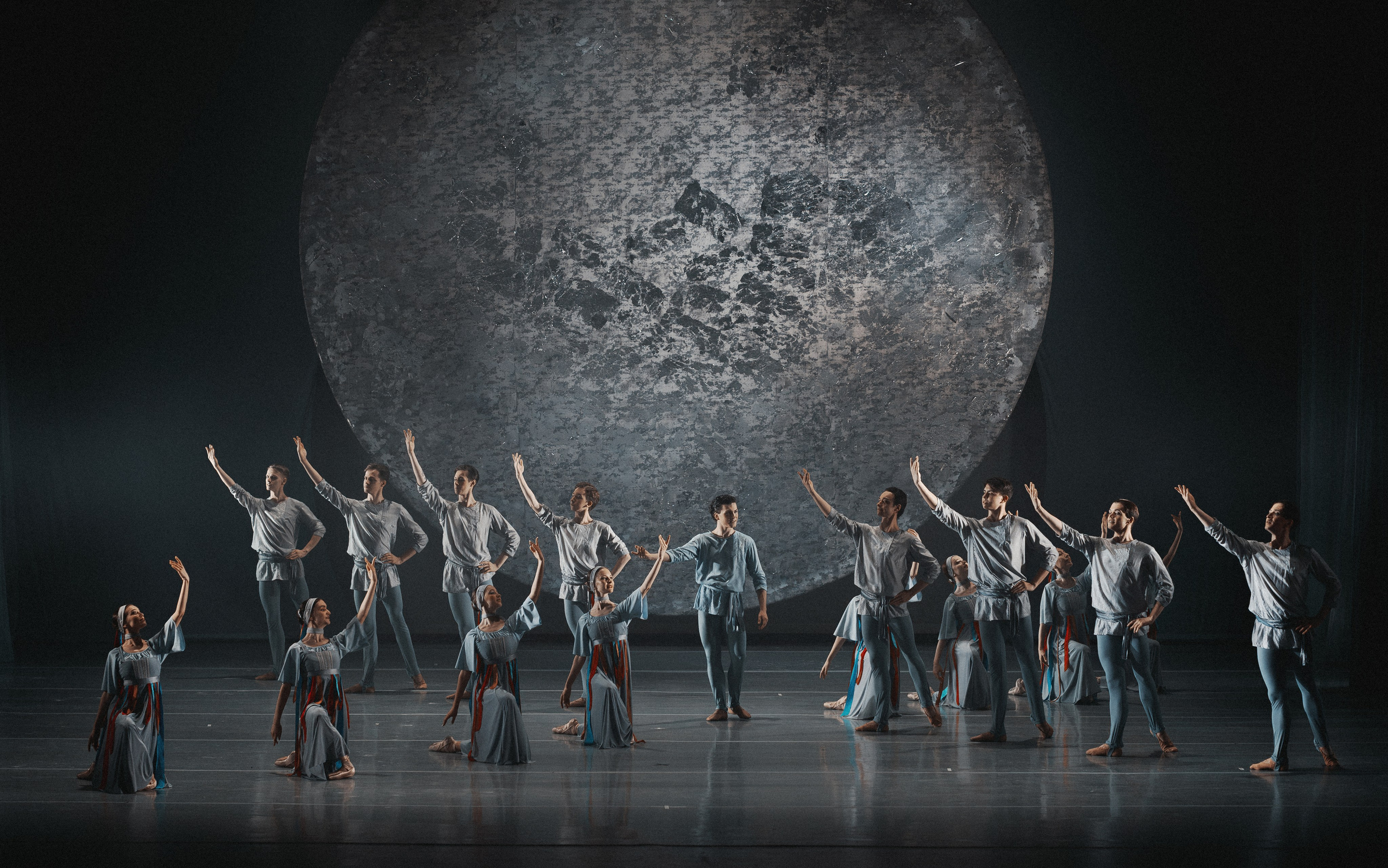 Балет «Симфония № 1» — хореограф Ксения Скареднова. Театральный фотограф в Санкт-Петербурге Дмитрий Скареднов