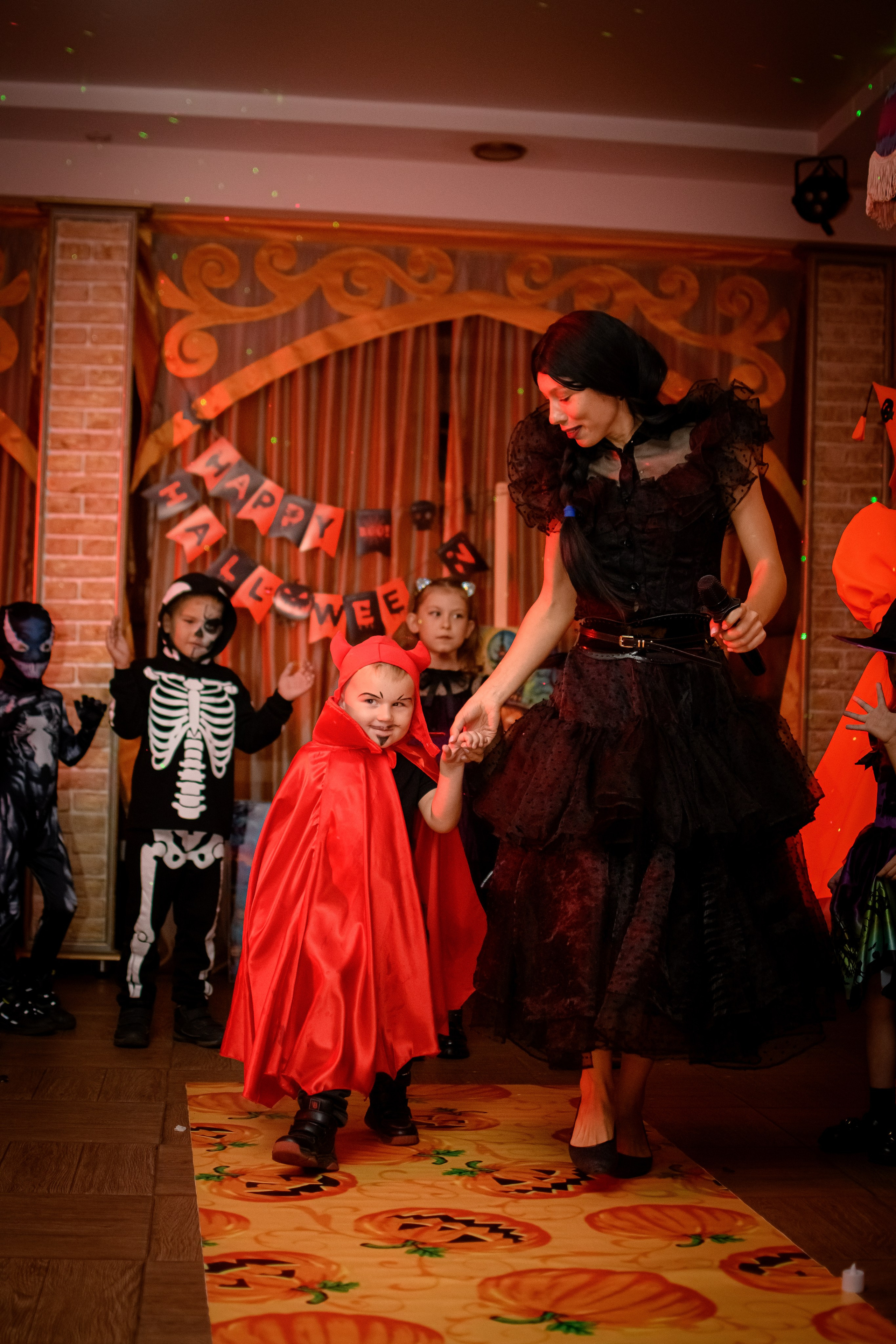 HALLOWEEN. Photokarish