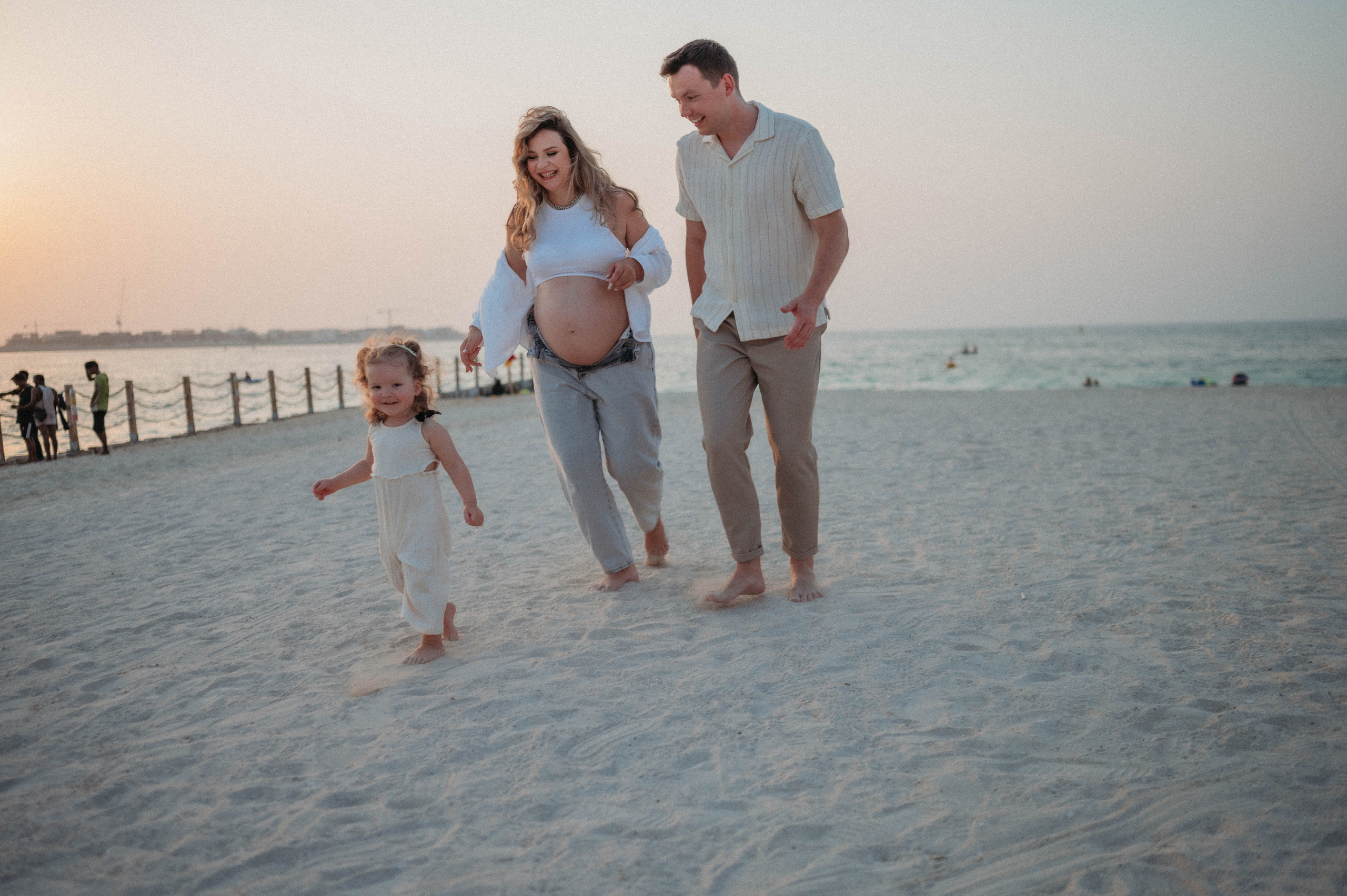 Алена, Ваня и Яночка на пляже. Семейный фотограф в Дубае и Москве Ольга Белотуркина