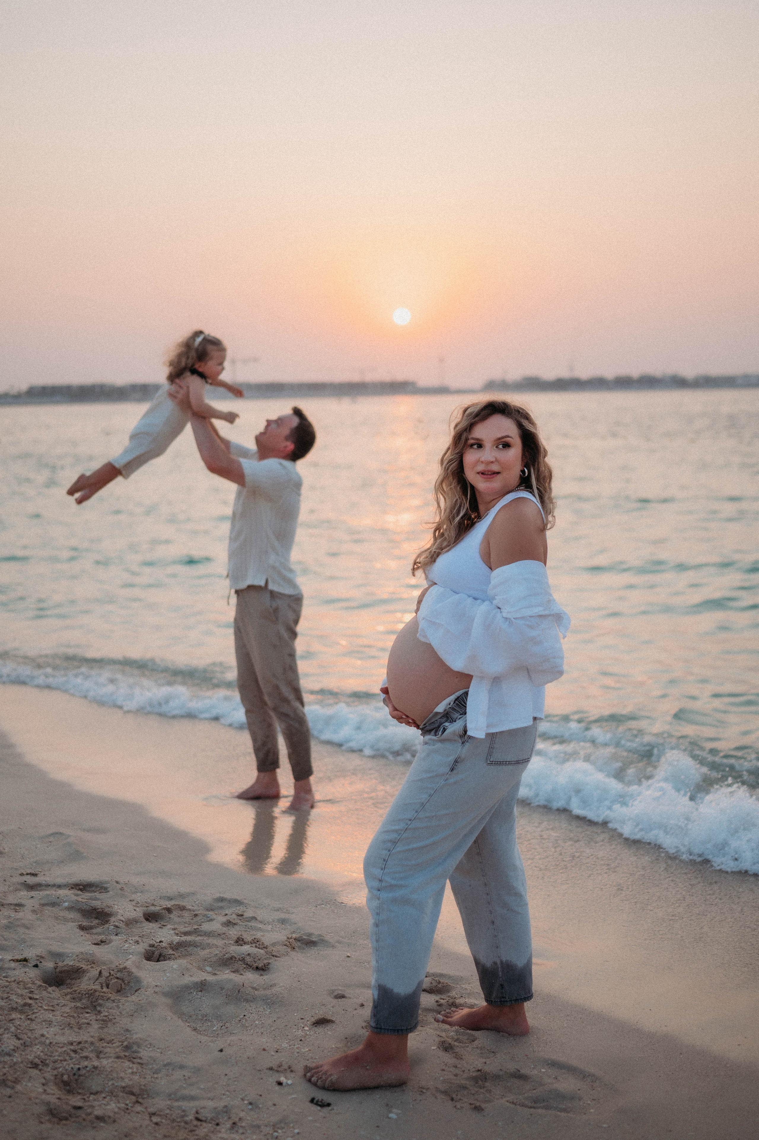 Алена, Ваня и Яночка на пляже. Семейный фотограф в Дубае и Москве Ольга Белотуркина