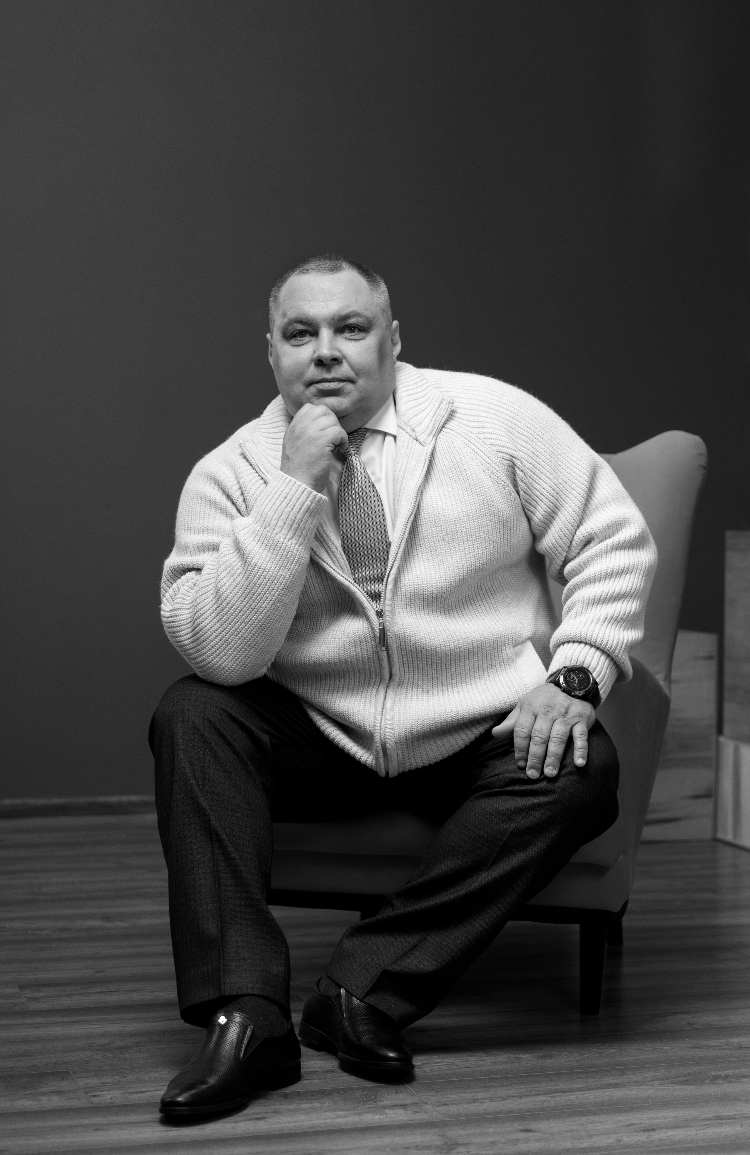 Индивидуальный портрет. Фотограф Анна Телекаева, выпускные альбомы, семейные и репортажные съемки в Омске