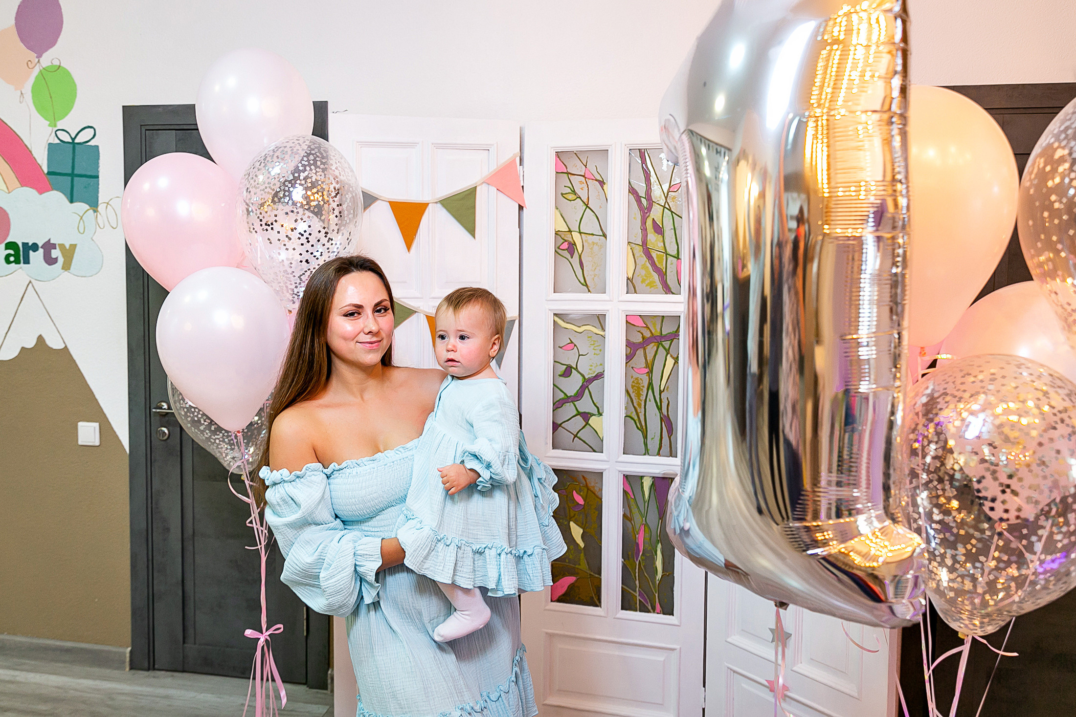 Ксении годик. Фотограф в Новосибирске Сергей Белов