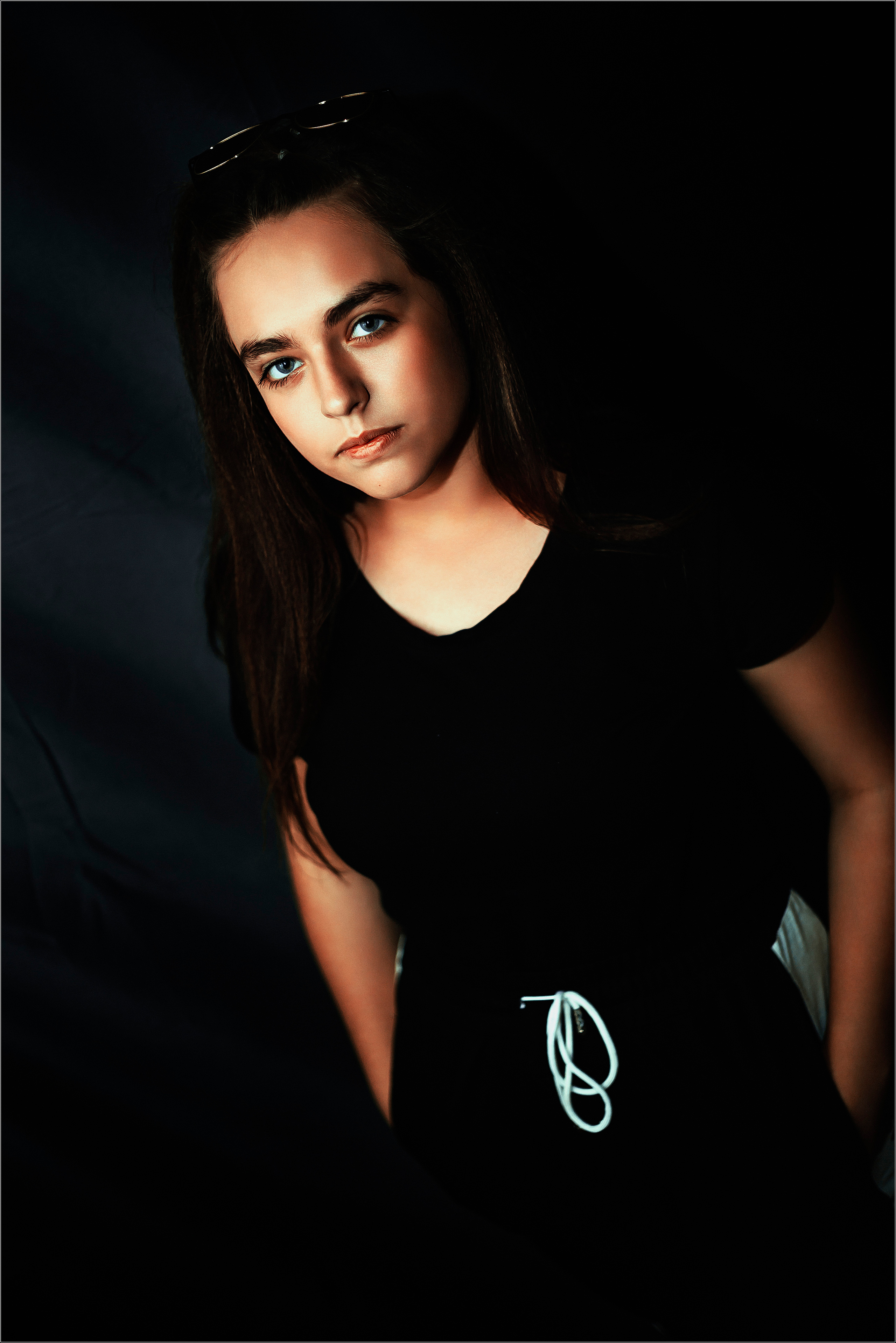 Total black. Фотограф в Каражале Руслан Панов