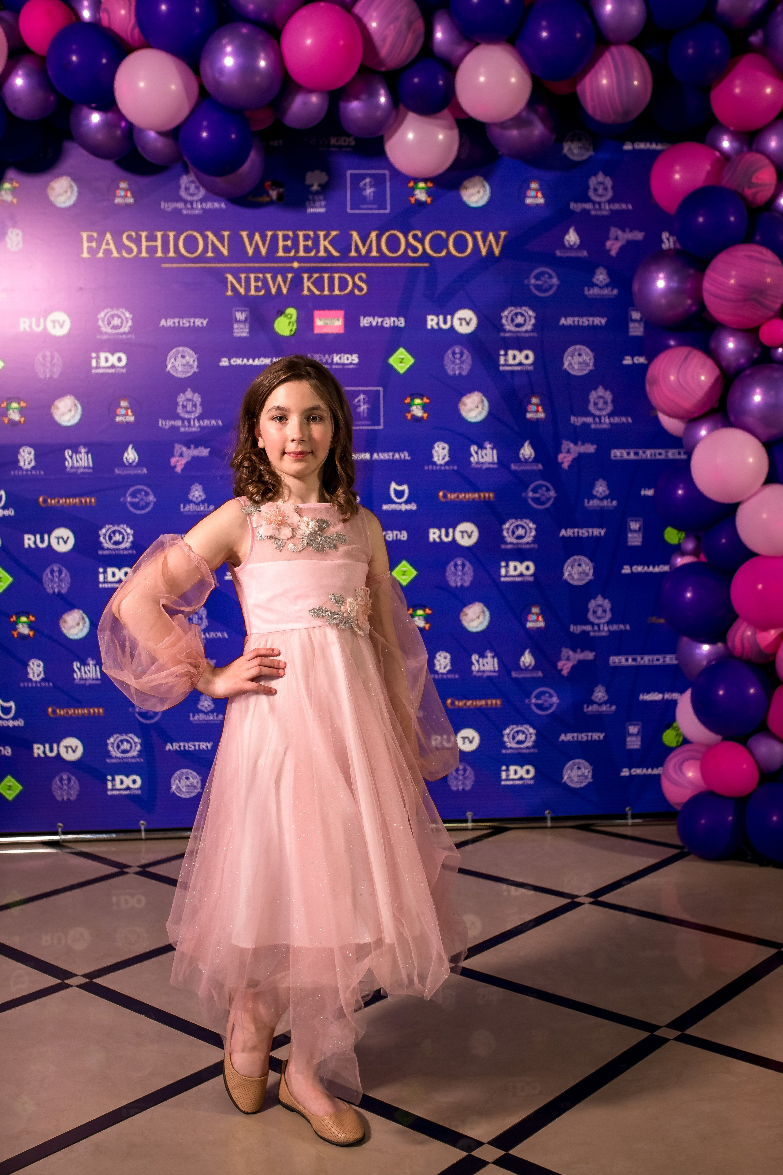 Показ Итальянской моды в России весна 2022. Женский фотограф Крещение Венчание Москва Брянск