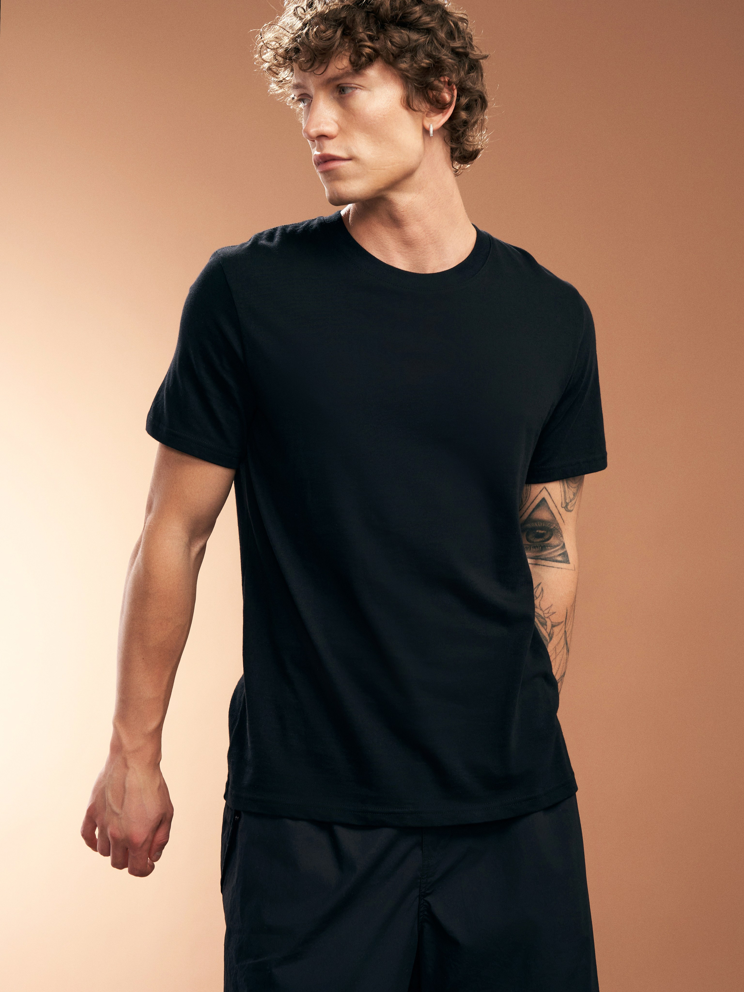 TVOE — BASE COLLECTION. DINIS MUSTAFIN | PHOTOGRAPHY