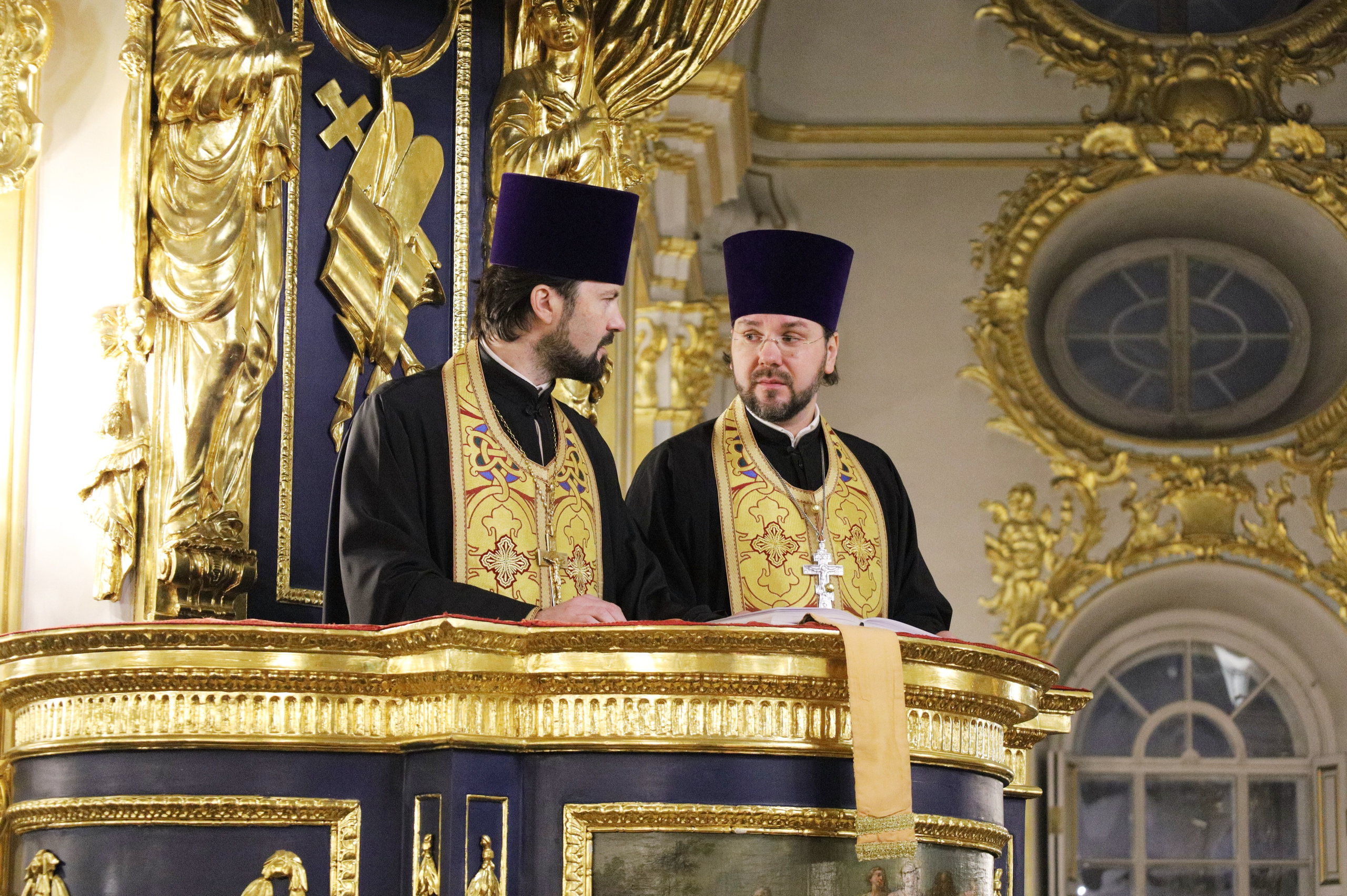 СЛУЖЕНИЕ В КАНУН ДНЯ ПАМЯТИ СВЯТИТЕЛЯ НИКОЛАЯ ЧУДОТВОРЦА. НИКОЛО-БОГОЯВЛЕНСКИЙ МОРСКОЙ СОБОР