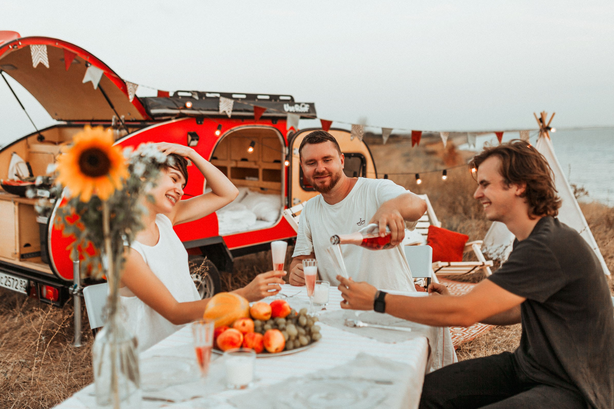 Контент для проката кэмпера. Контент фотограф в Симферополе и по Крыму Даша Пац