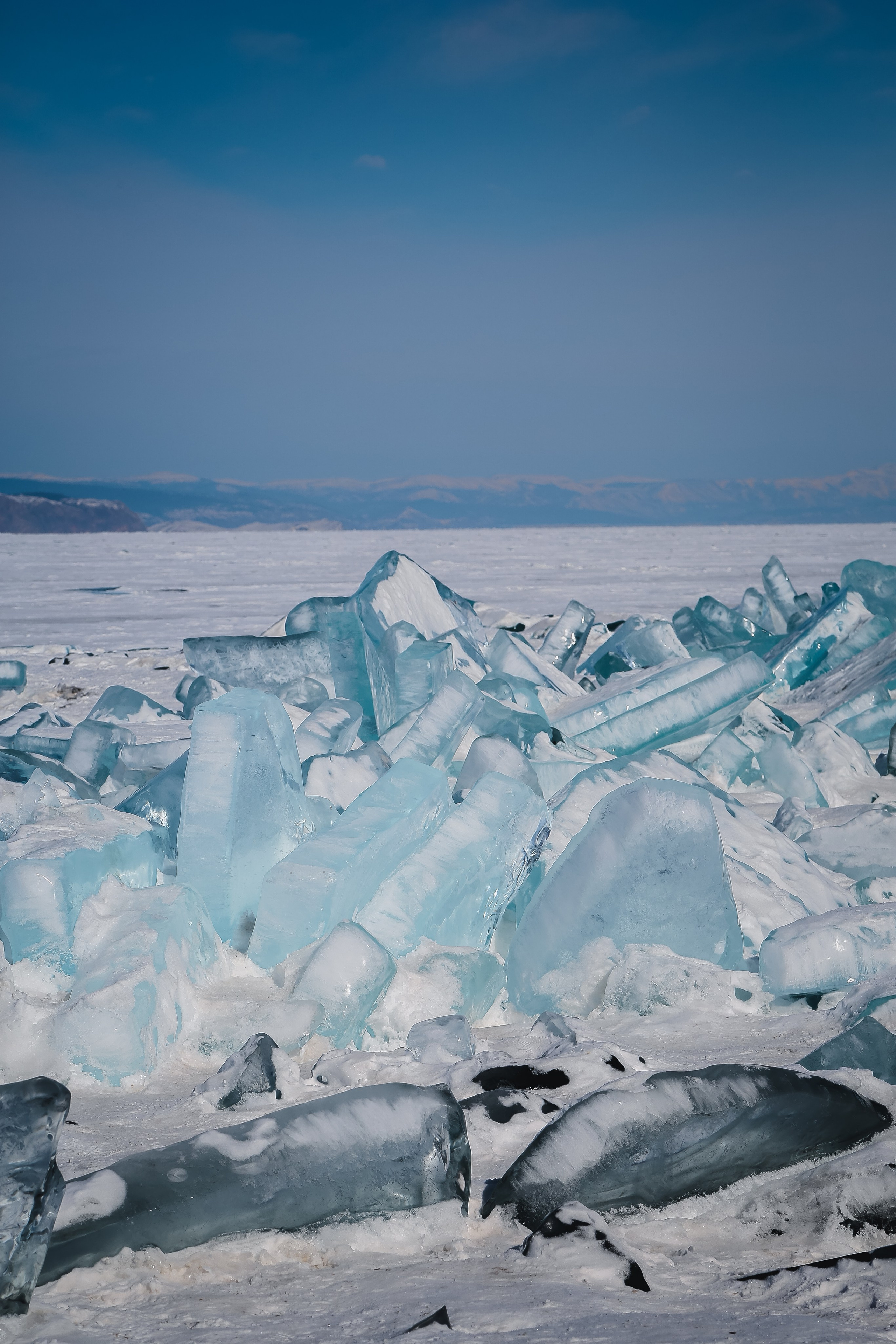 Байкал зимний: занимательная гляциология. Дарья Письменюк / Darya Leitstern — фотограф, музыкант, журналист, путешественник