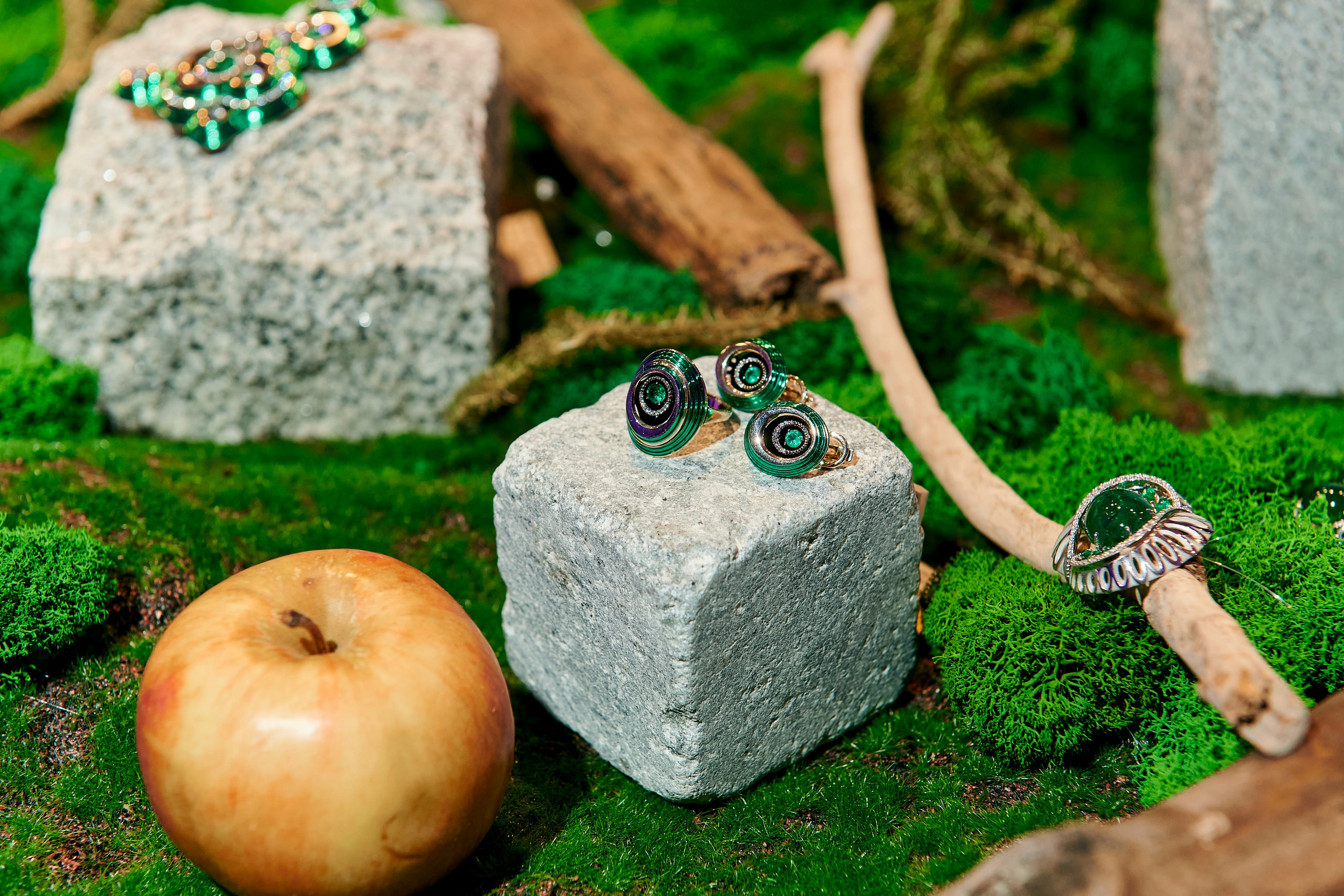 Ювелирный дом Ринго «Драгоценная история Урала». Фотограф Постольник Дарья