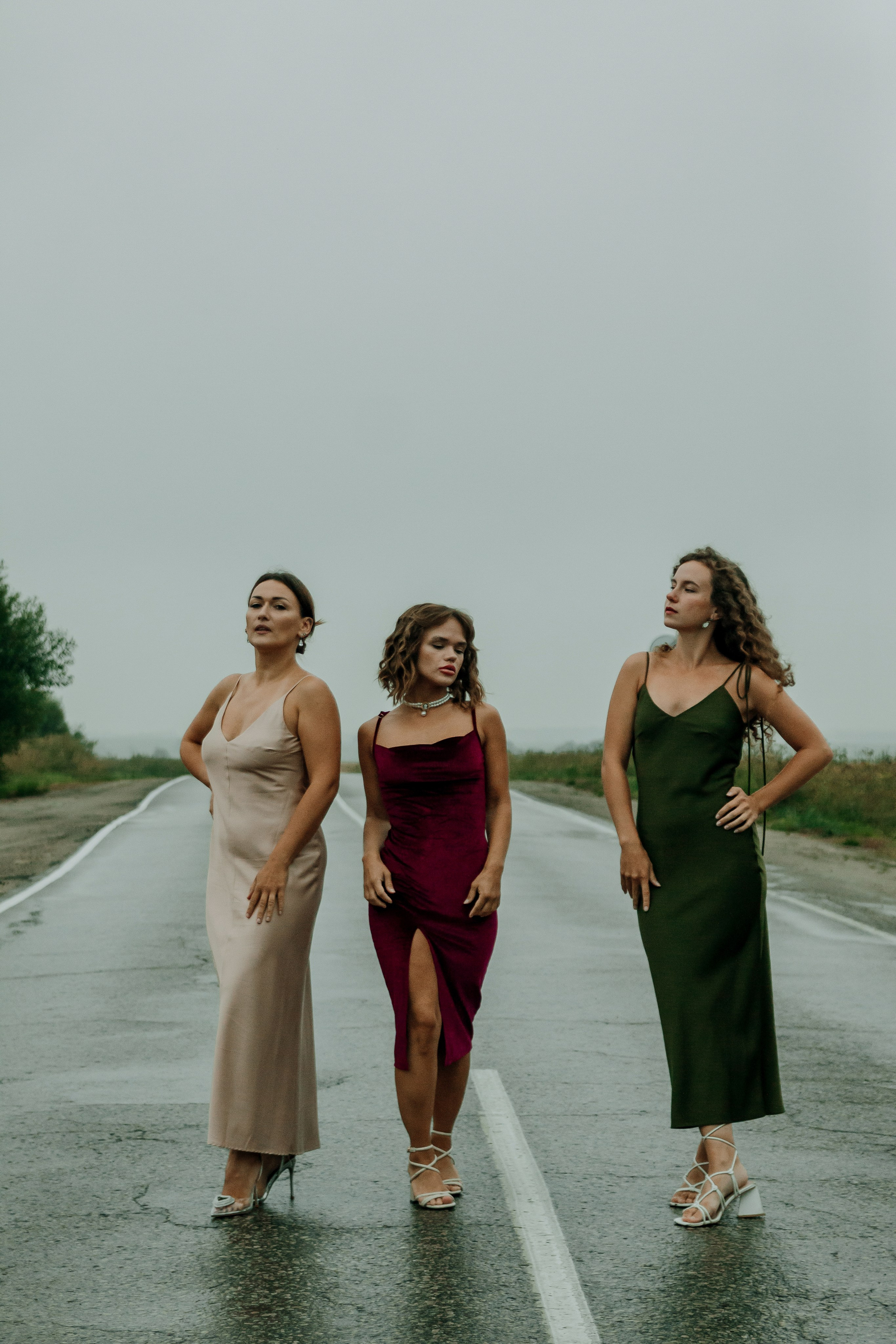 Настя & Оля & Настя. Свадебный и индивидуальный фотограф в Суворове Клюева Мария