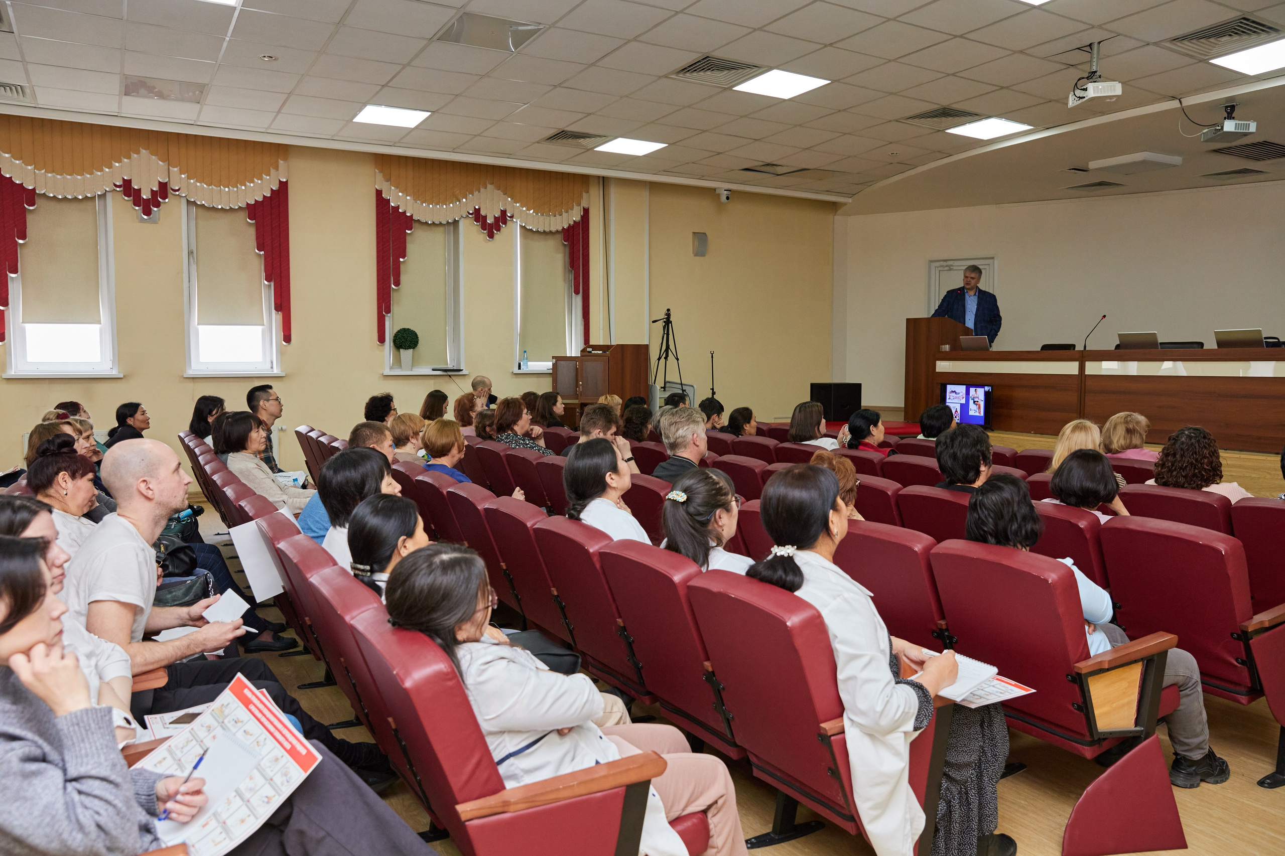 Врачебная конференция. Контент-фотограф в Абакане Наталья Нагибина