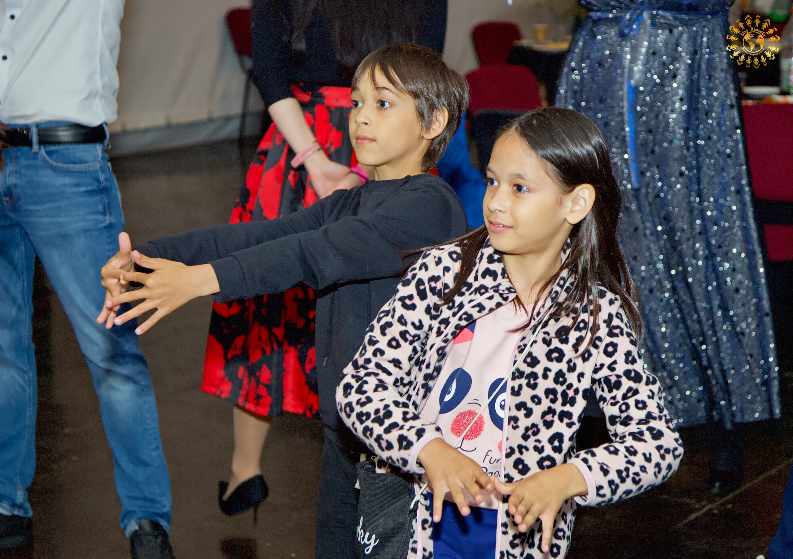 Выпускной 2023 (Школа 1195, 4-й класс). Репортажная съемка в Москве и области. Анималистика