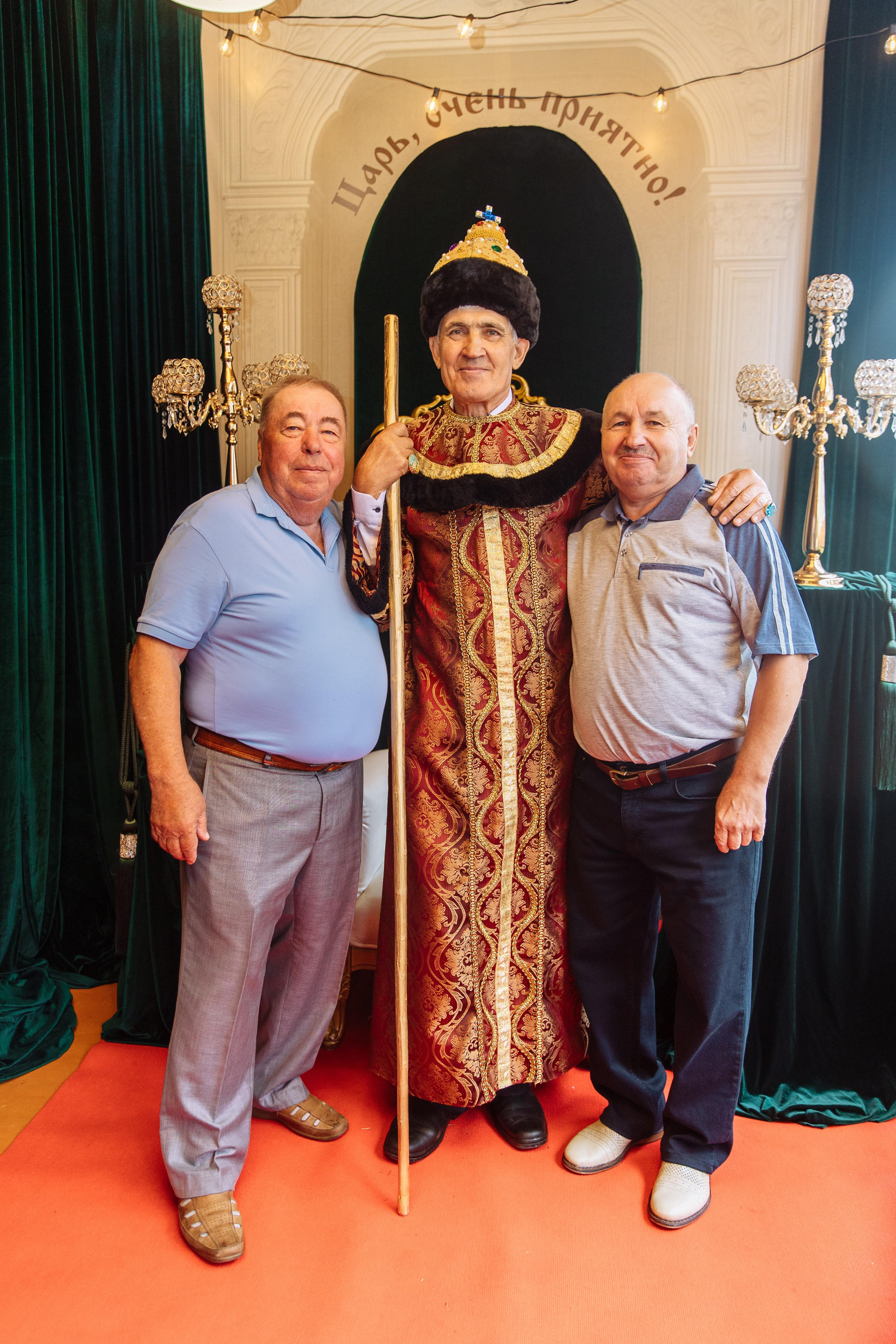 «Иван Васильевич меняет профессию» Юбилей. Свадебный и семейный фотограф в Улан-Удэ