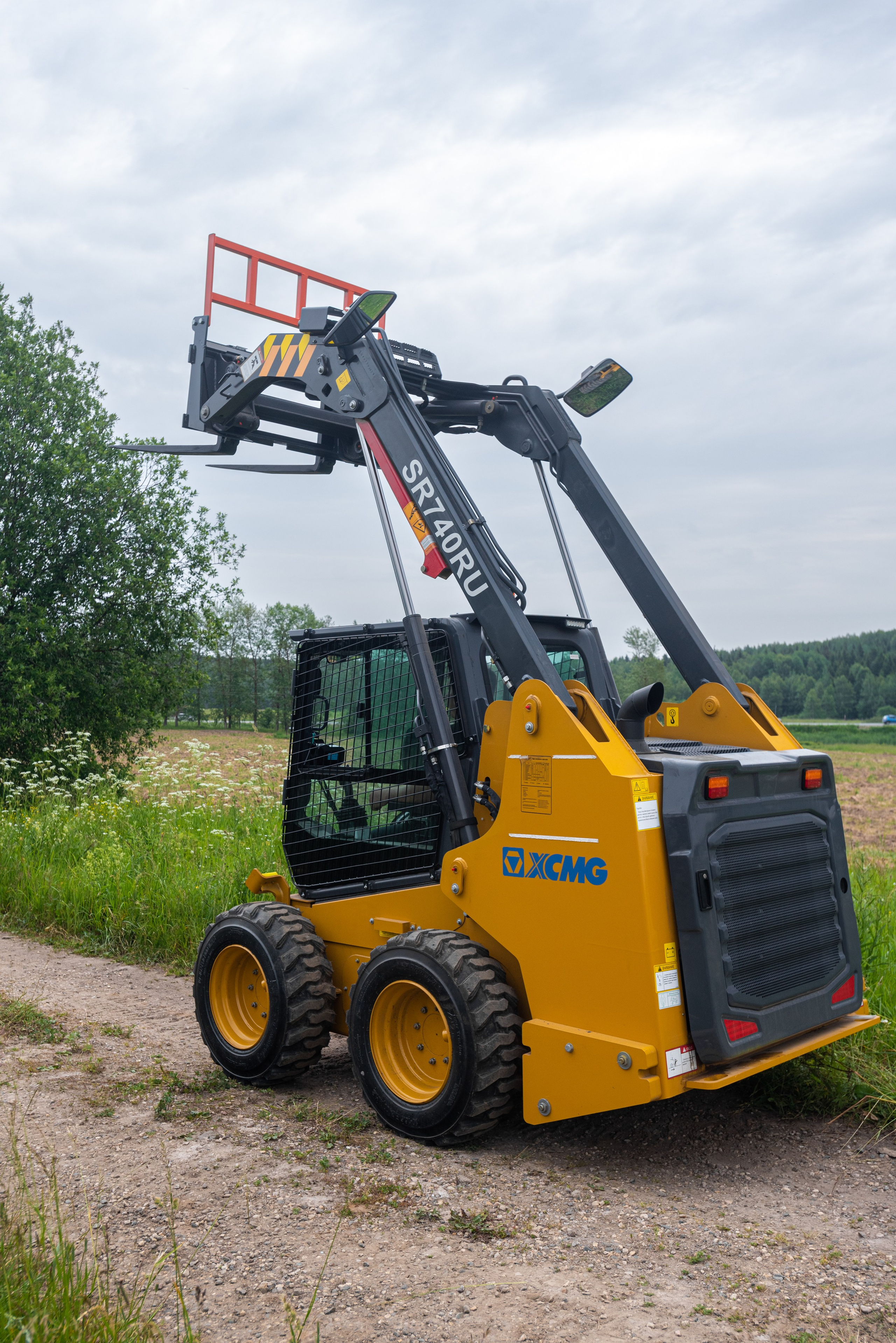Спецтехника Метатэкс. Автомобильный и интерьерный фотограф в Минске Александр Тагаев