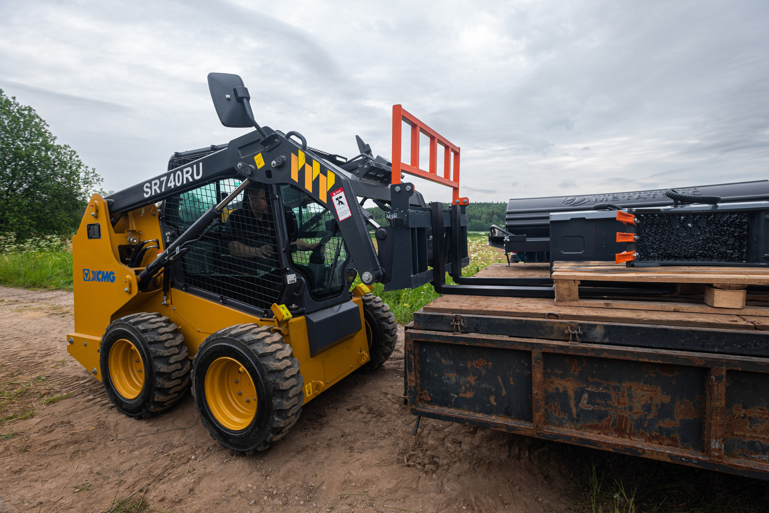 Спецтехника Метатэкс. Автомобильный и интерьерный фотограф в Минске Александр Тагаев