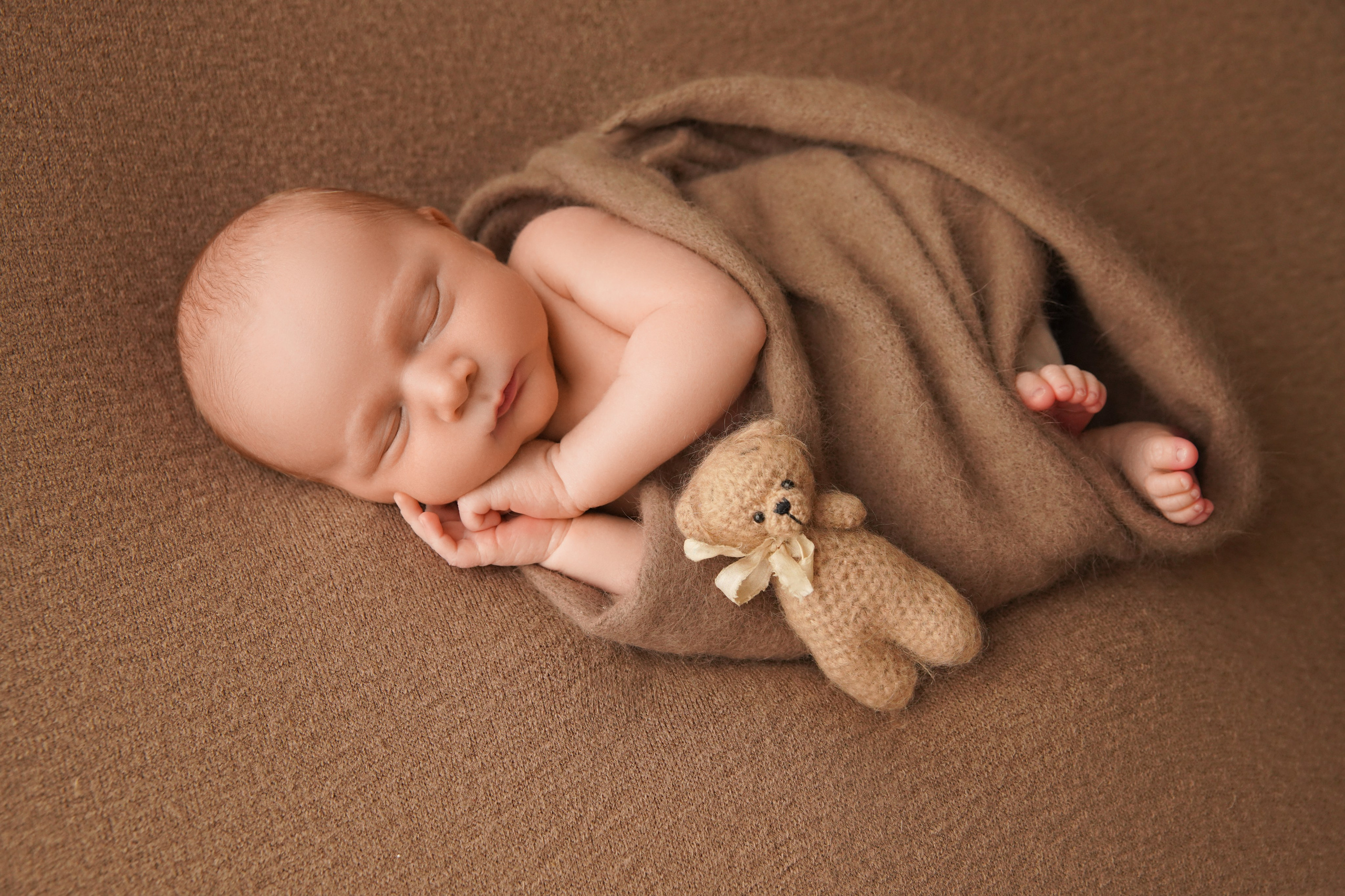 Мальчики. Фотограф новорожденных. Семейный и детский фотограф в городе Сургуте
