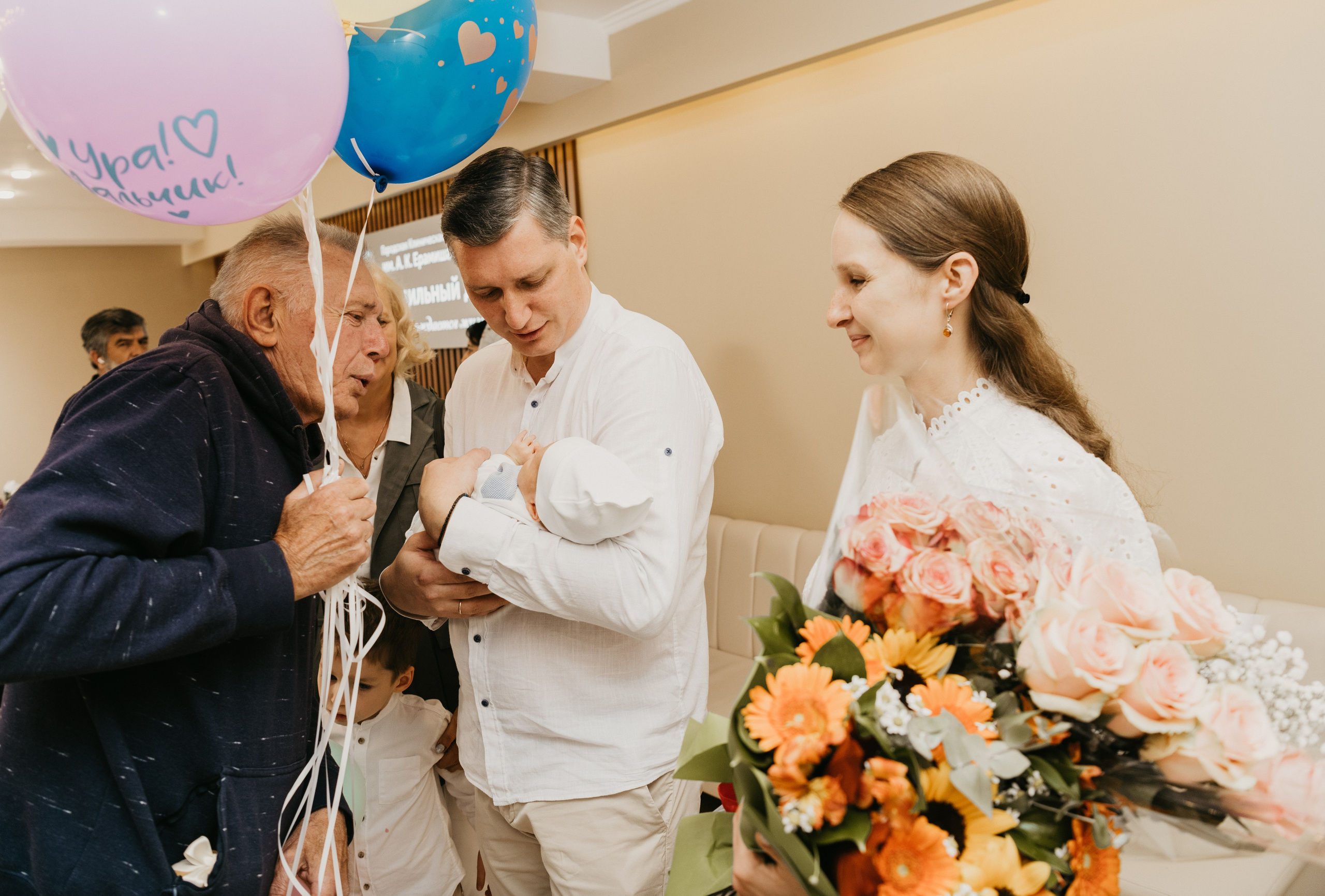 Выписка Павла. Ерамишанцева. Фотограф на выписку из роддома в Москве и МО
