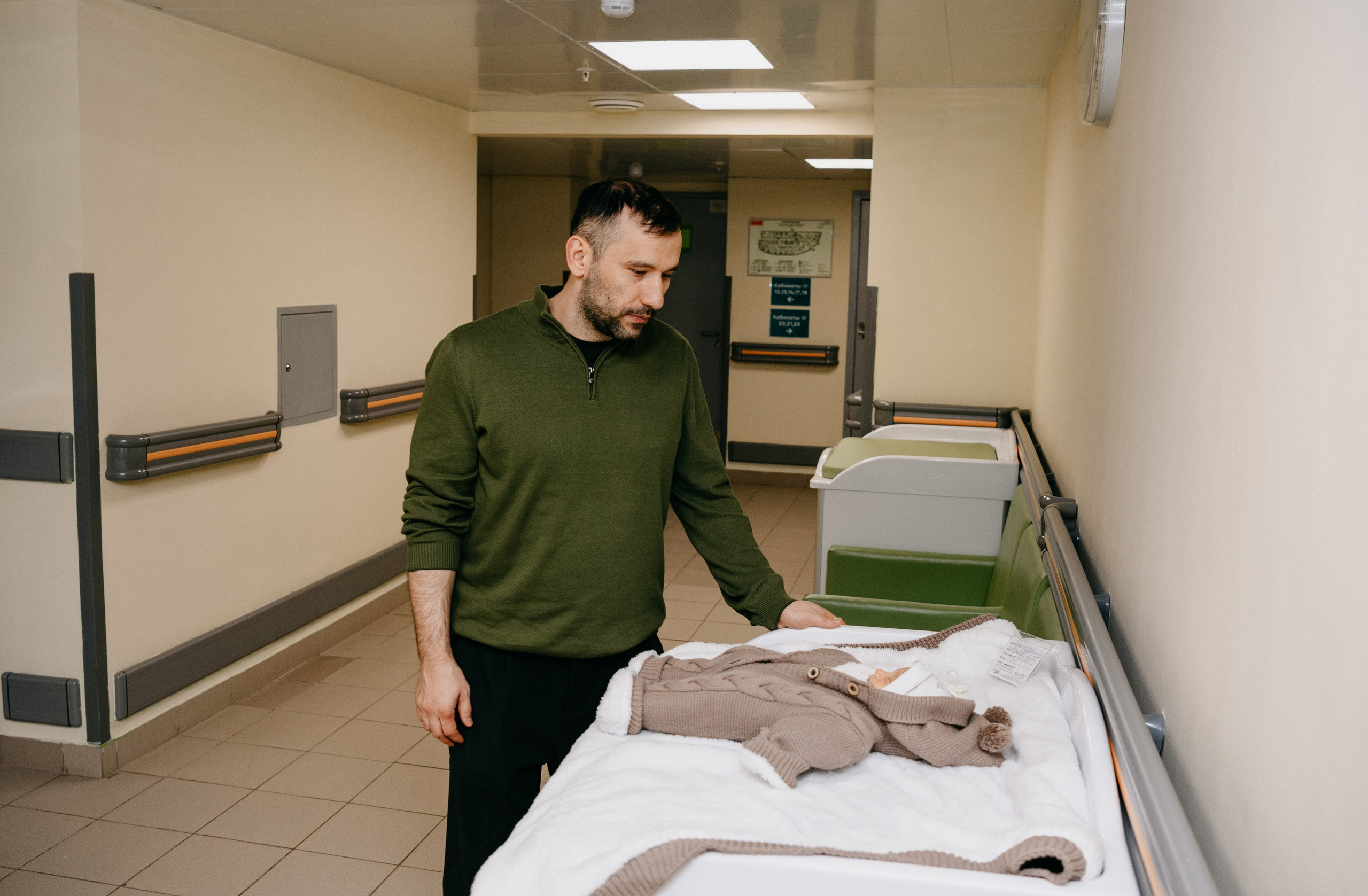 Выписка Амира. Фотограф на выписку из роддома в Москве и МО