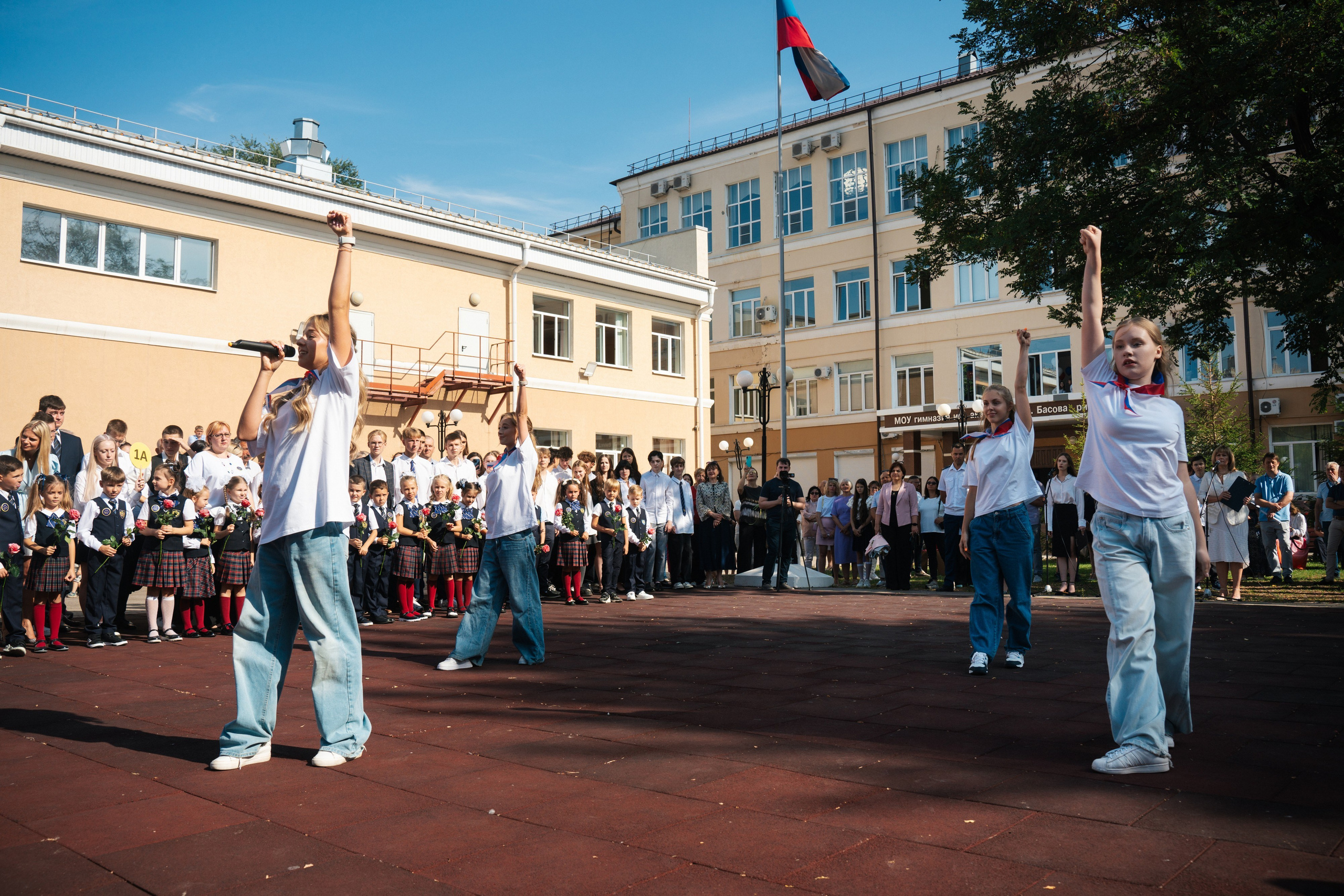 1 сентября | Школа им. Басова. Фотограф в Воронеже Ольга Космодемьянская