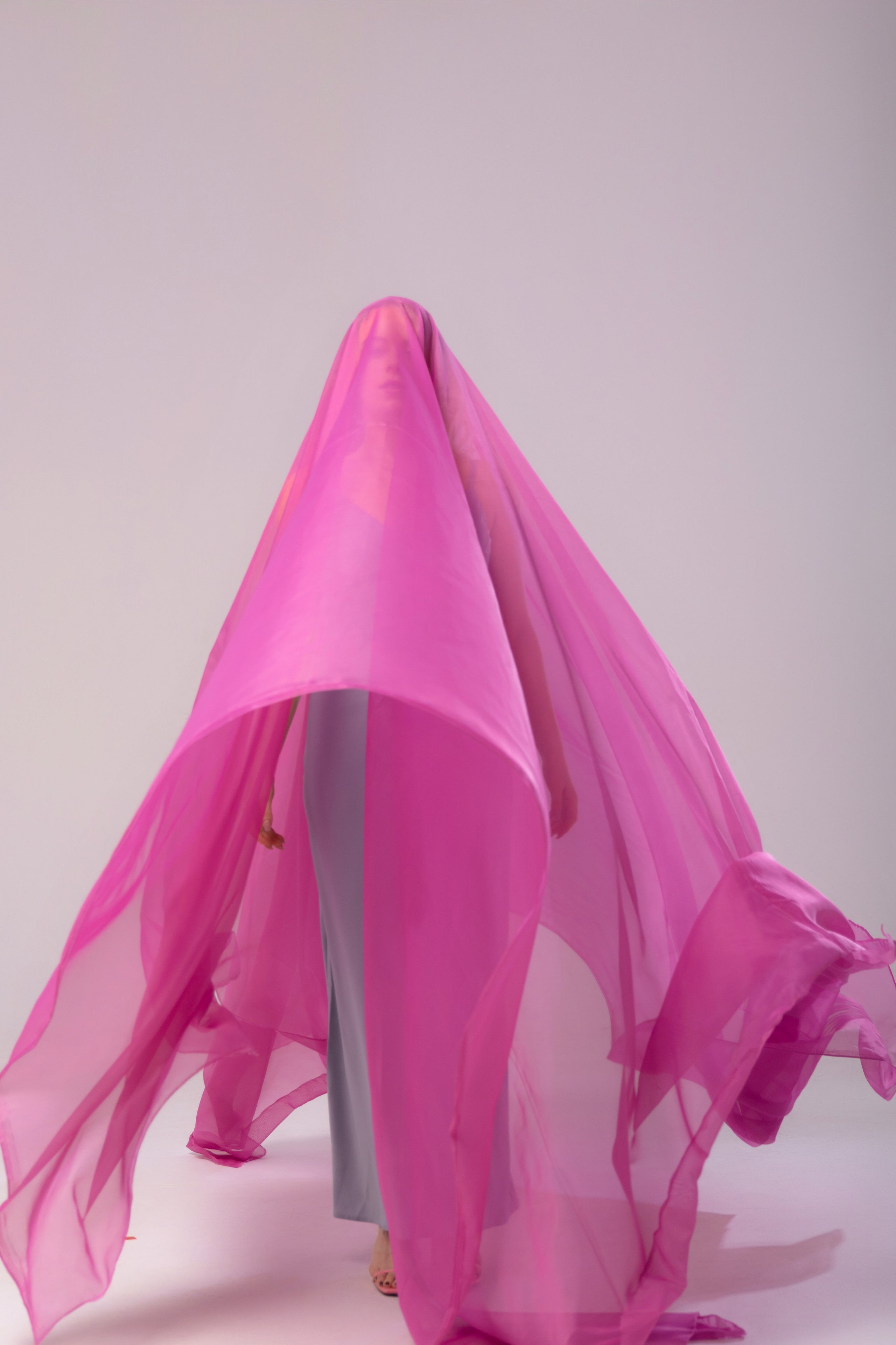 Женская фотосессия на циклораме. Портретный и репортажный фотограф в Сочи Рамодина Юлия