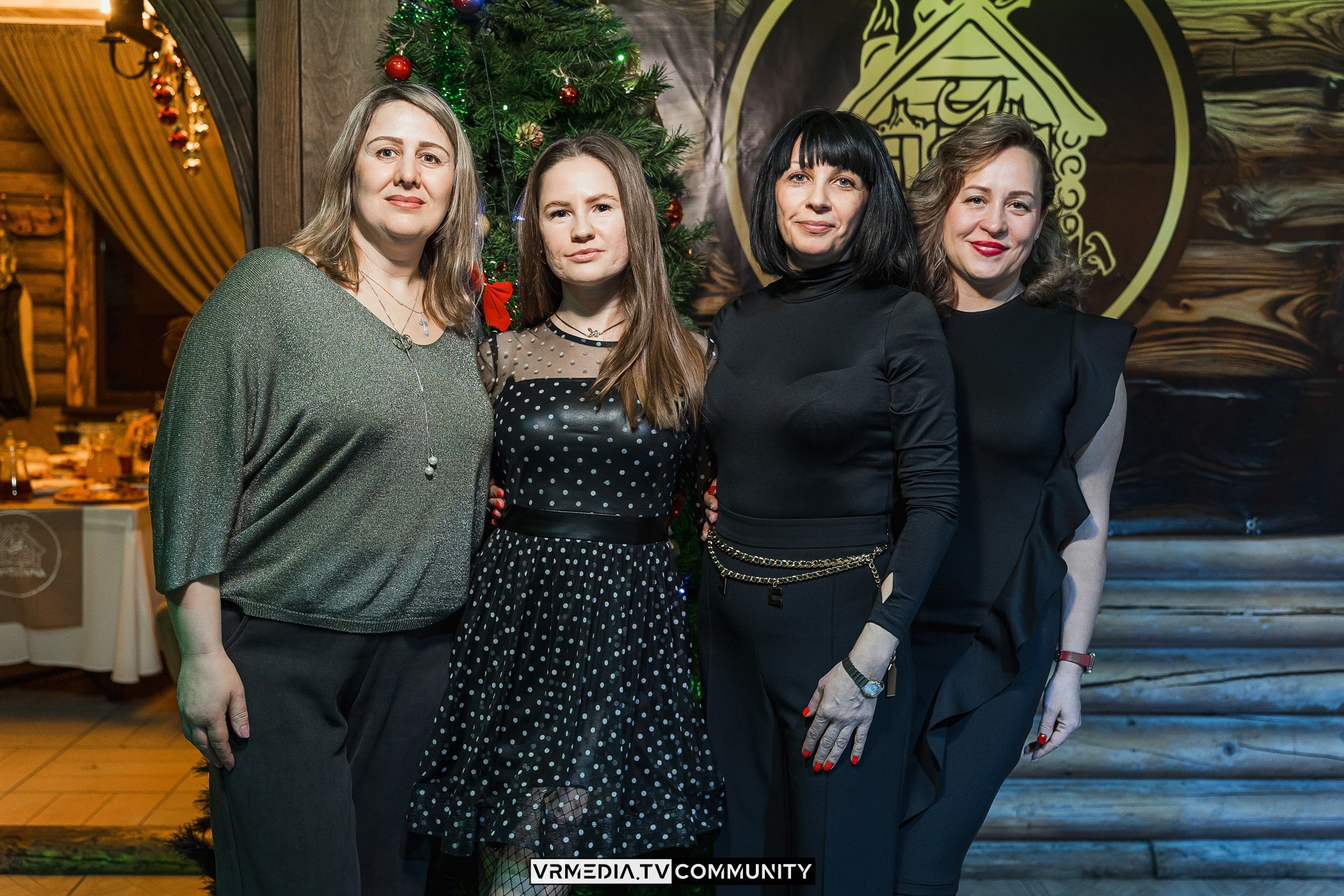 Новогодний вечер у «Петровича»