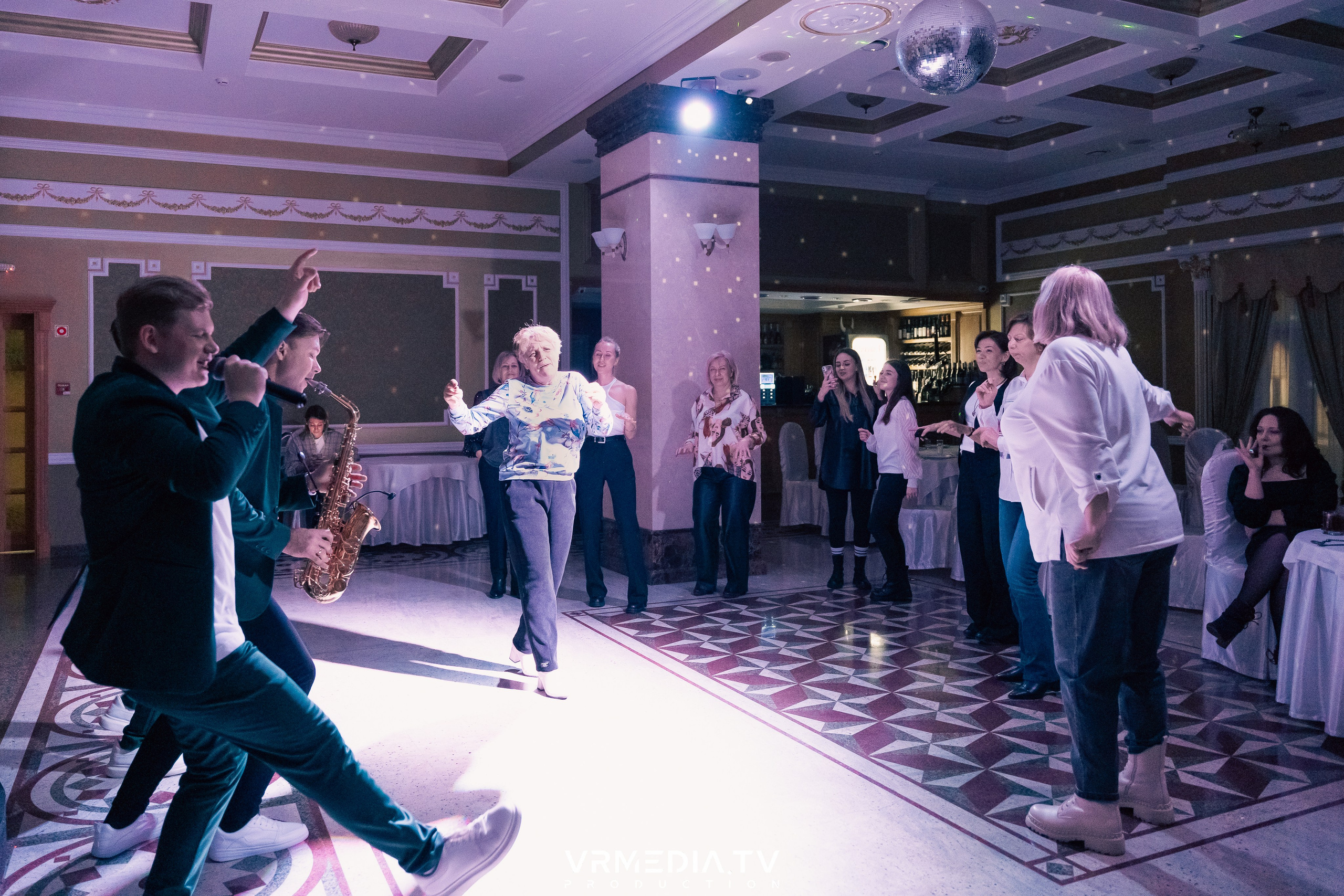 Bad Boys Band в ресторане «Империя»