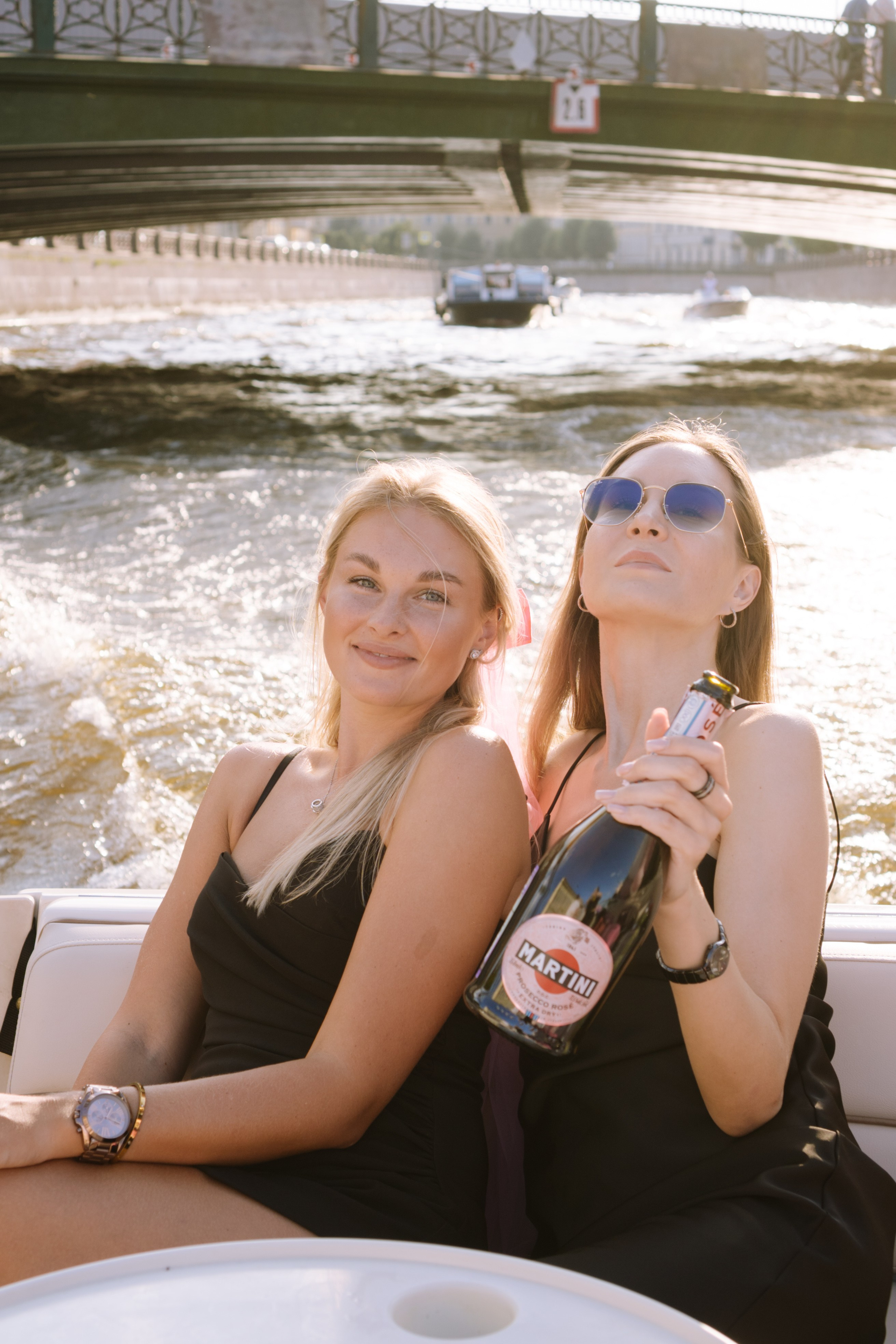 ДЕВИЧНИК НА КАТЕРЕ. Профессиональный фотограф, Санкт-Петербург — Виктория Богомолова