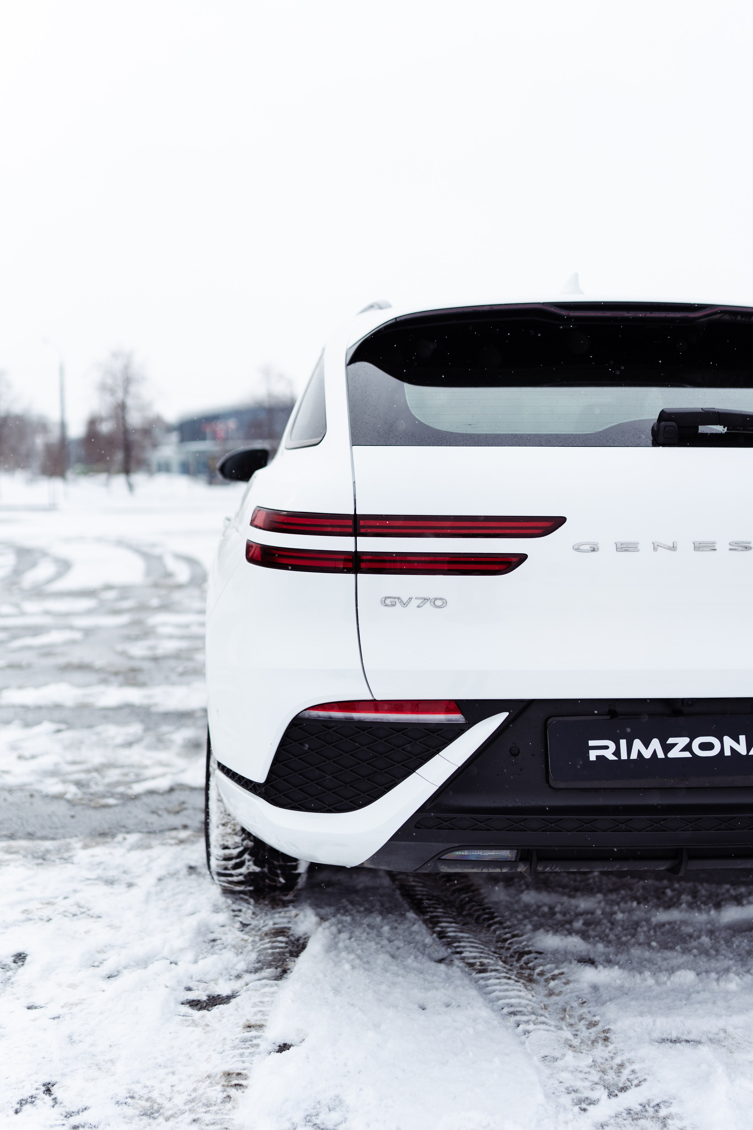 Genesis GV70 для rimzona. Фотограф в СПБ Алмаз Камаев