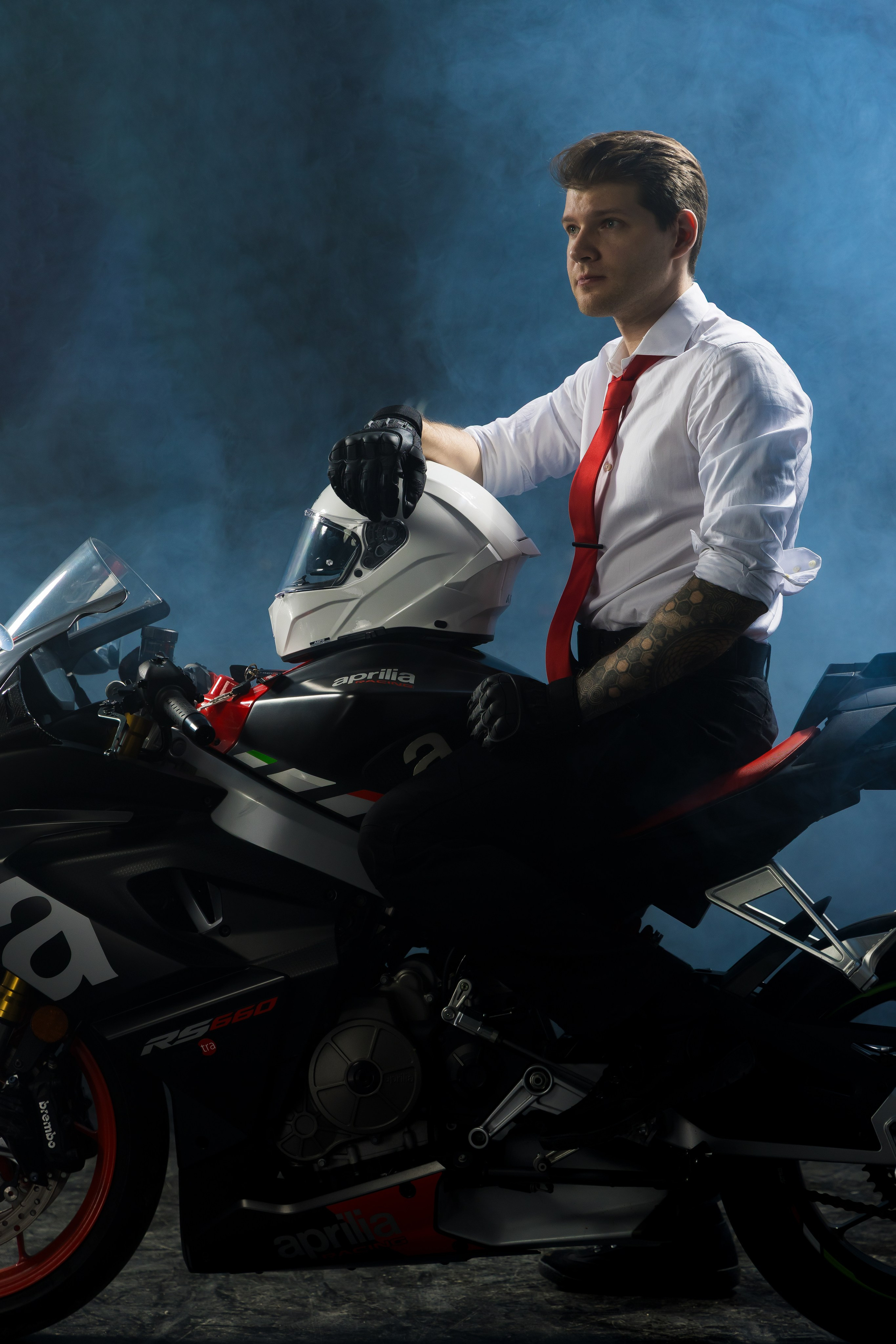 LANKARRA мотоблоггер. Photomantis