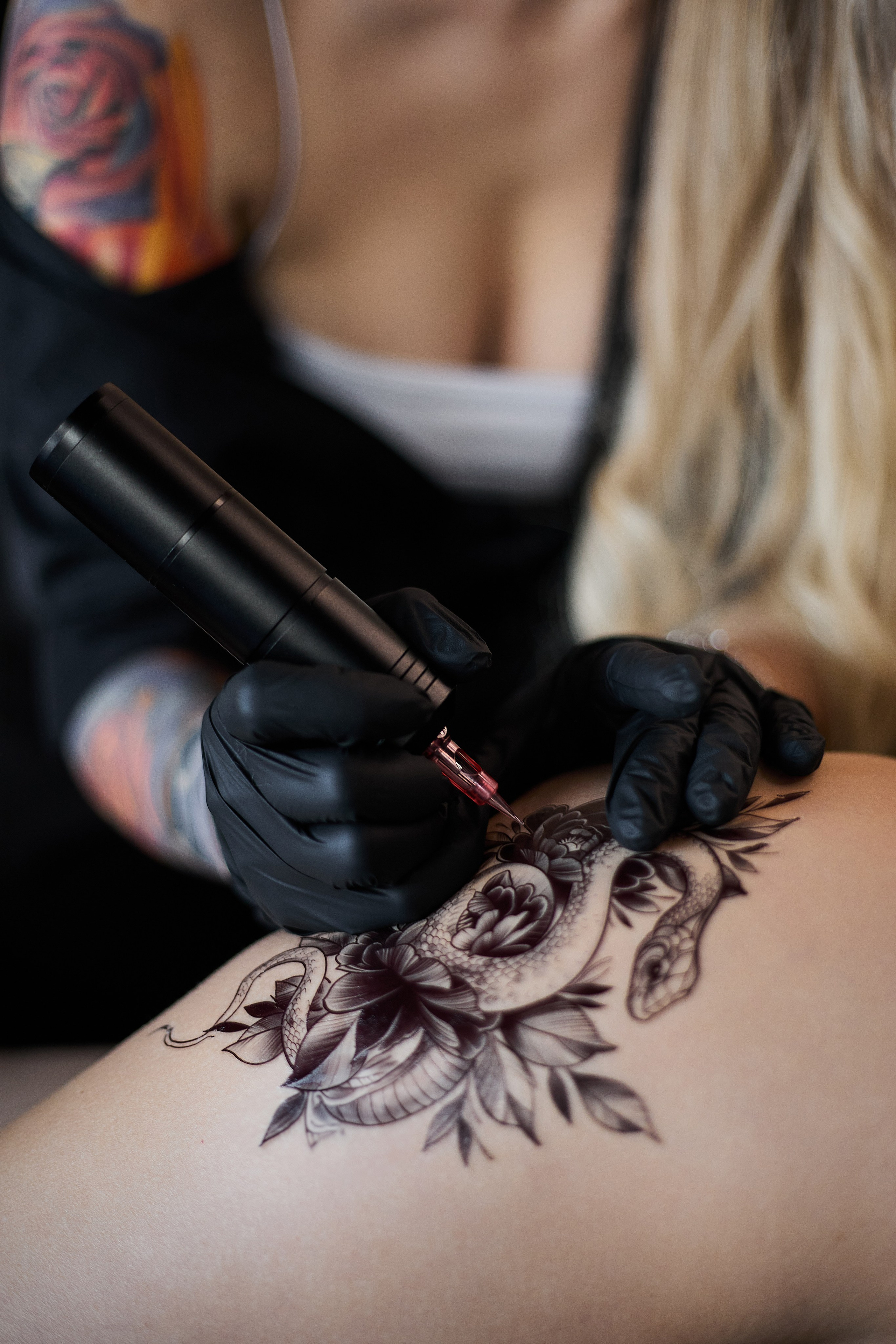 Тату мастер. Репортажный Фотограф Москва Дарья Лунева