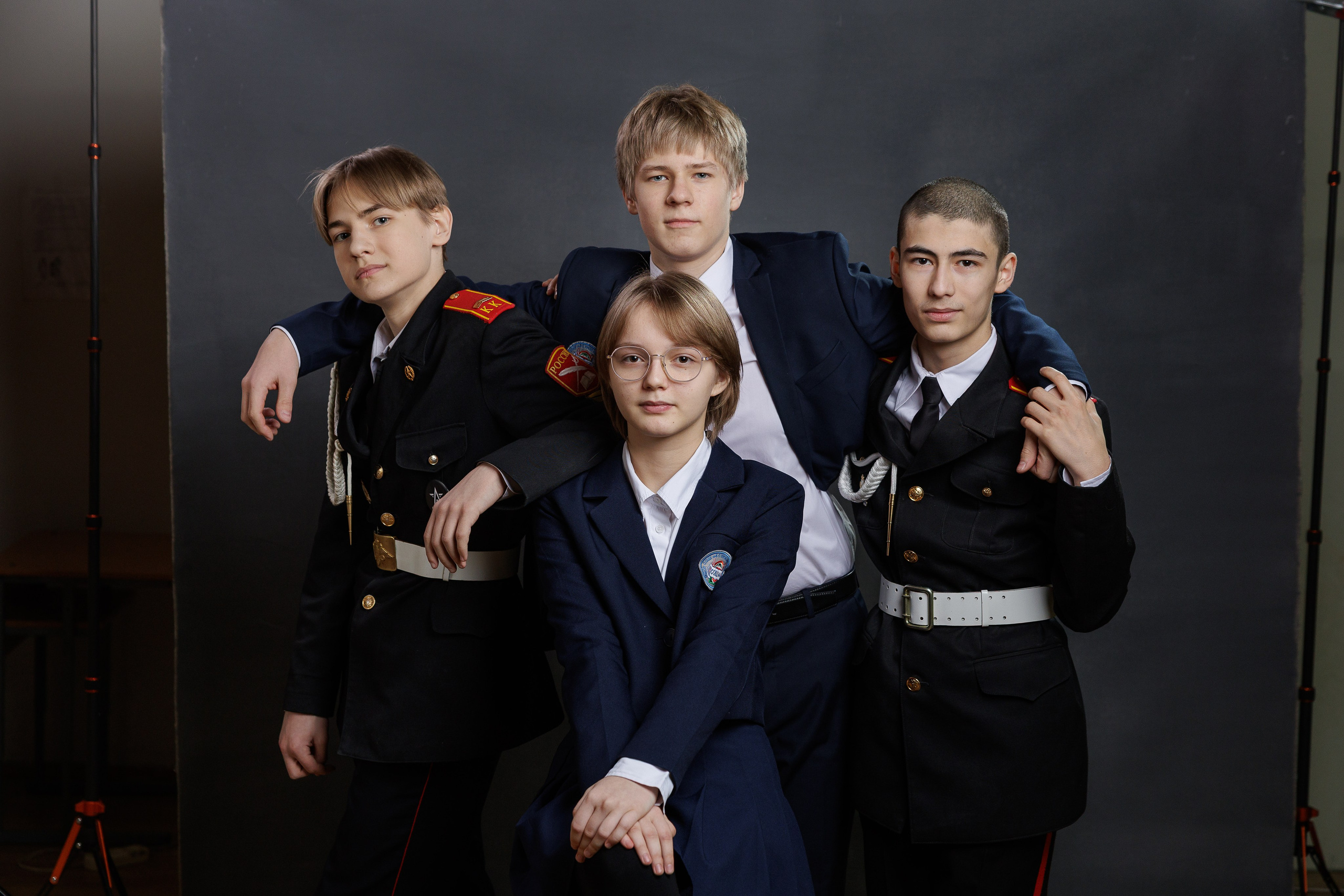 Окта 120 + Стрип (контр голая ад100 со стоек фона, фон -ад100 с снутом). Семейный фотограф Александр Передерий