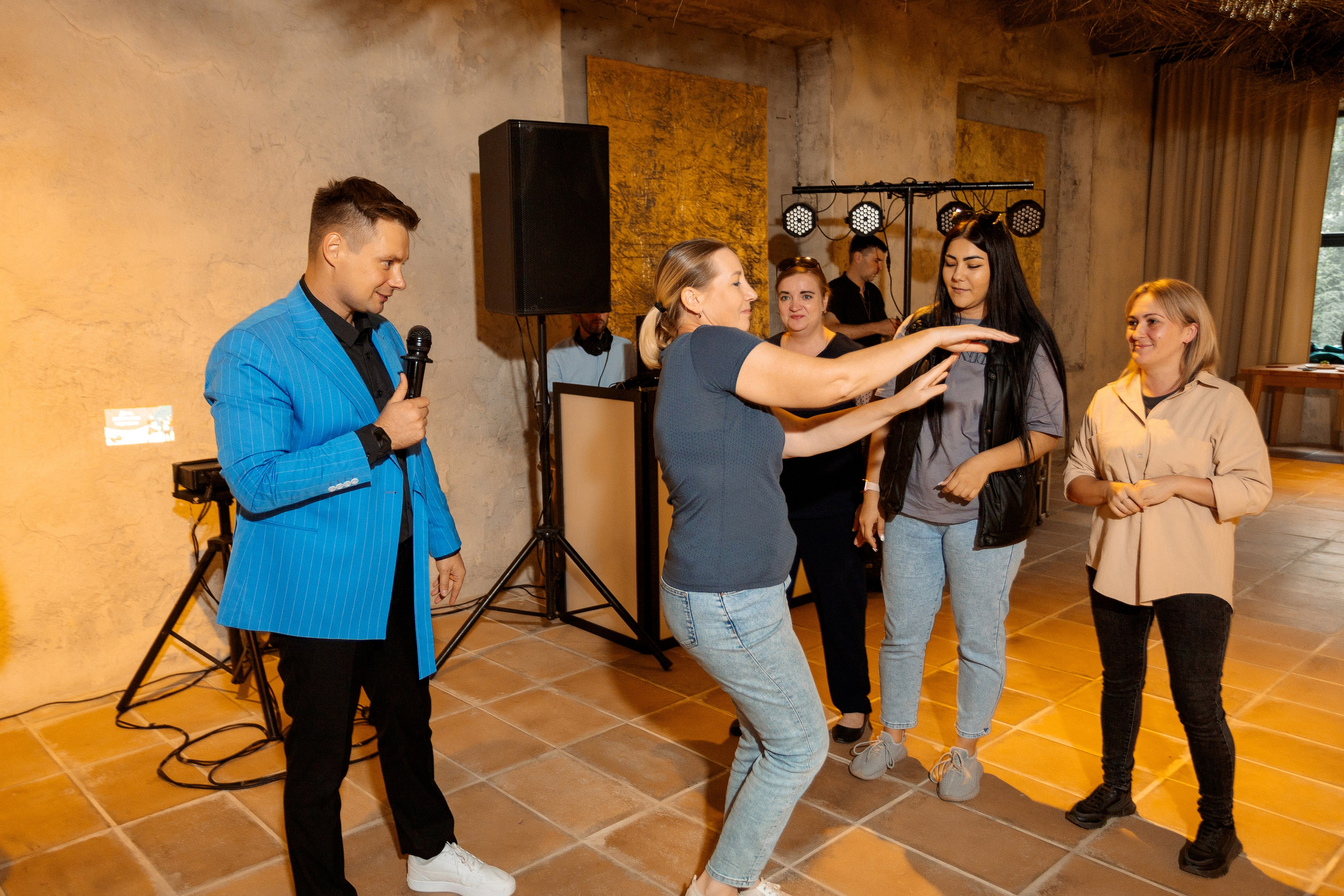 ПРИМЕР: Корпоратив Мамин Хлеб. Все фото. Профессиональный фотограф в Ижевске Леша Петров