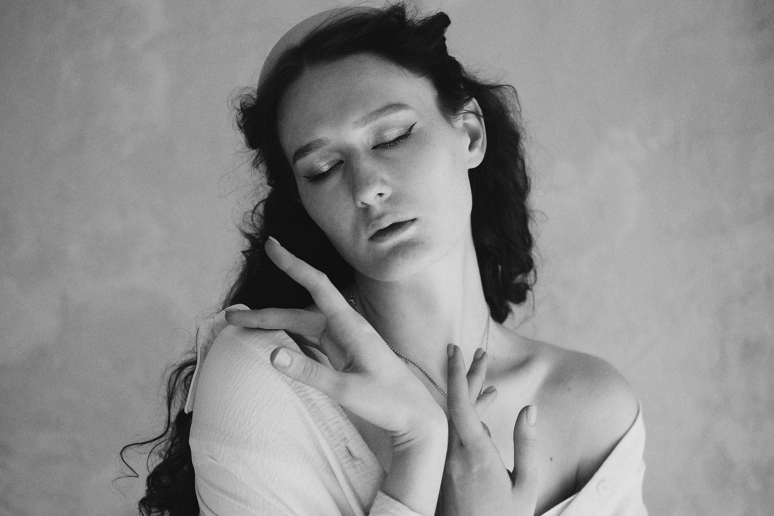 Ксения. Главная